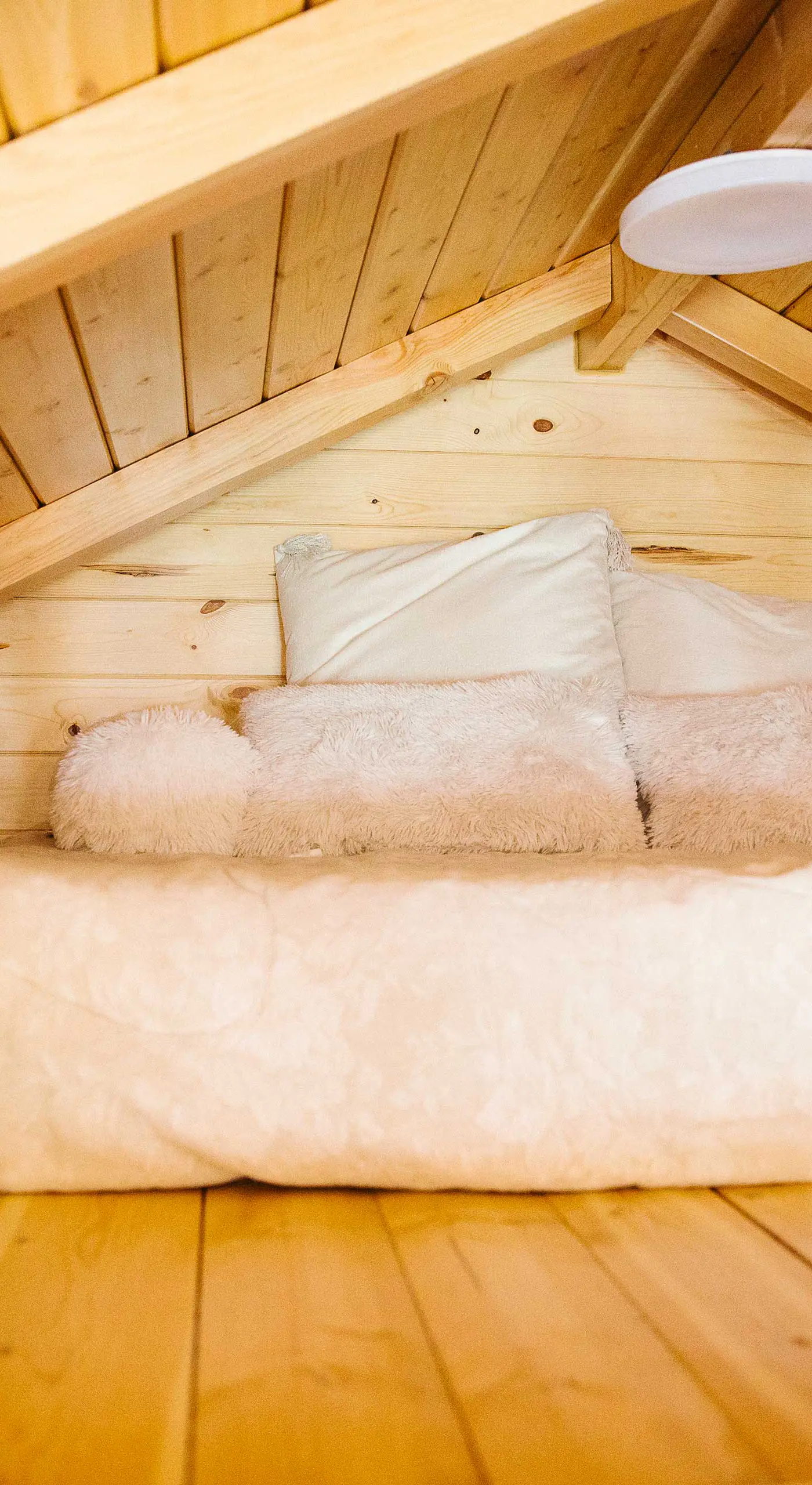 Paradise Valley Cabin by Chico & Yellowstone Park!