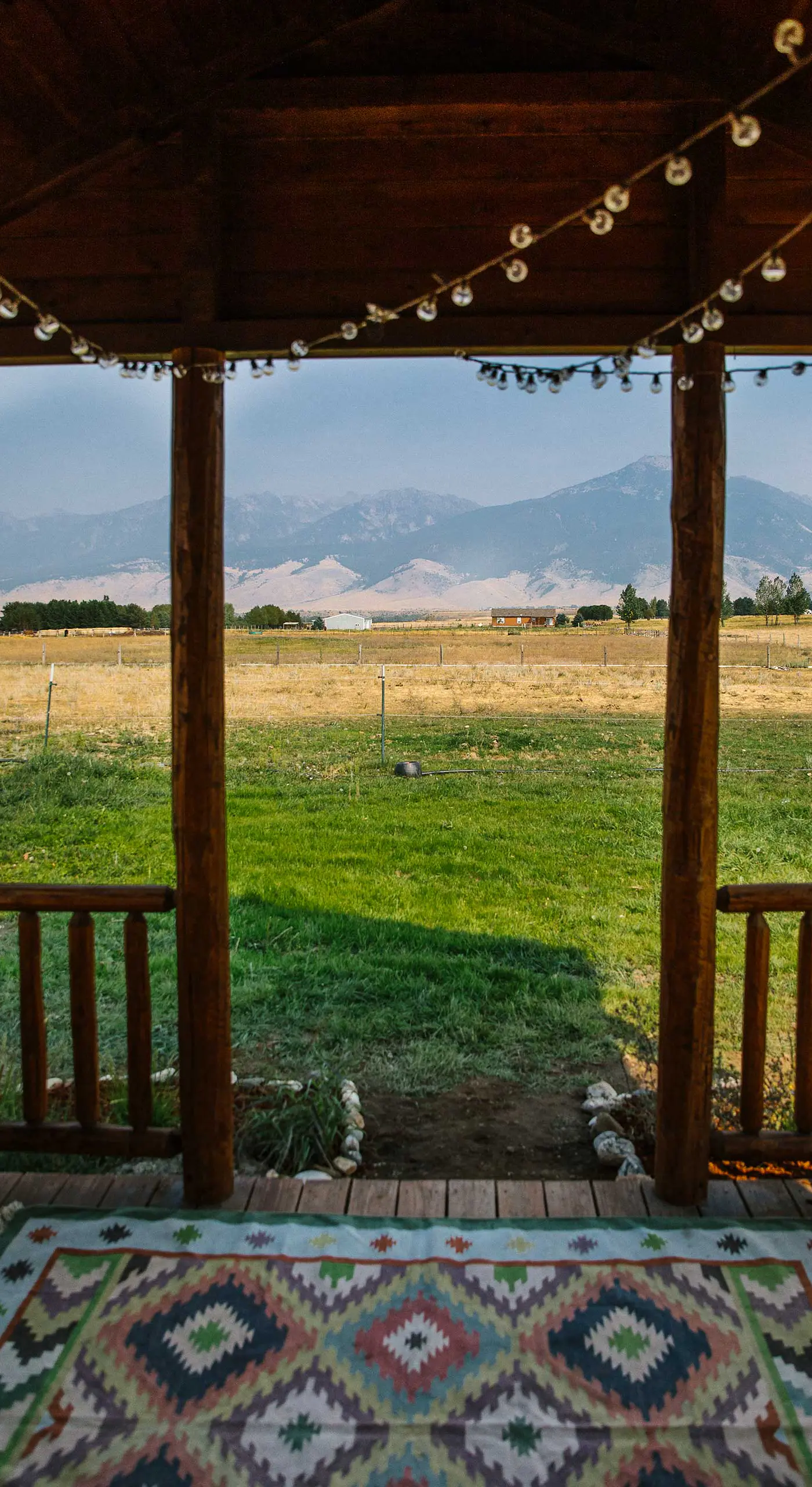 Paradise Valley Cabin by Chico & Yellowstone Park!