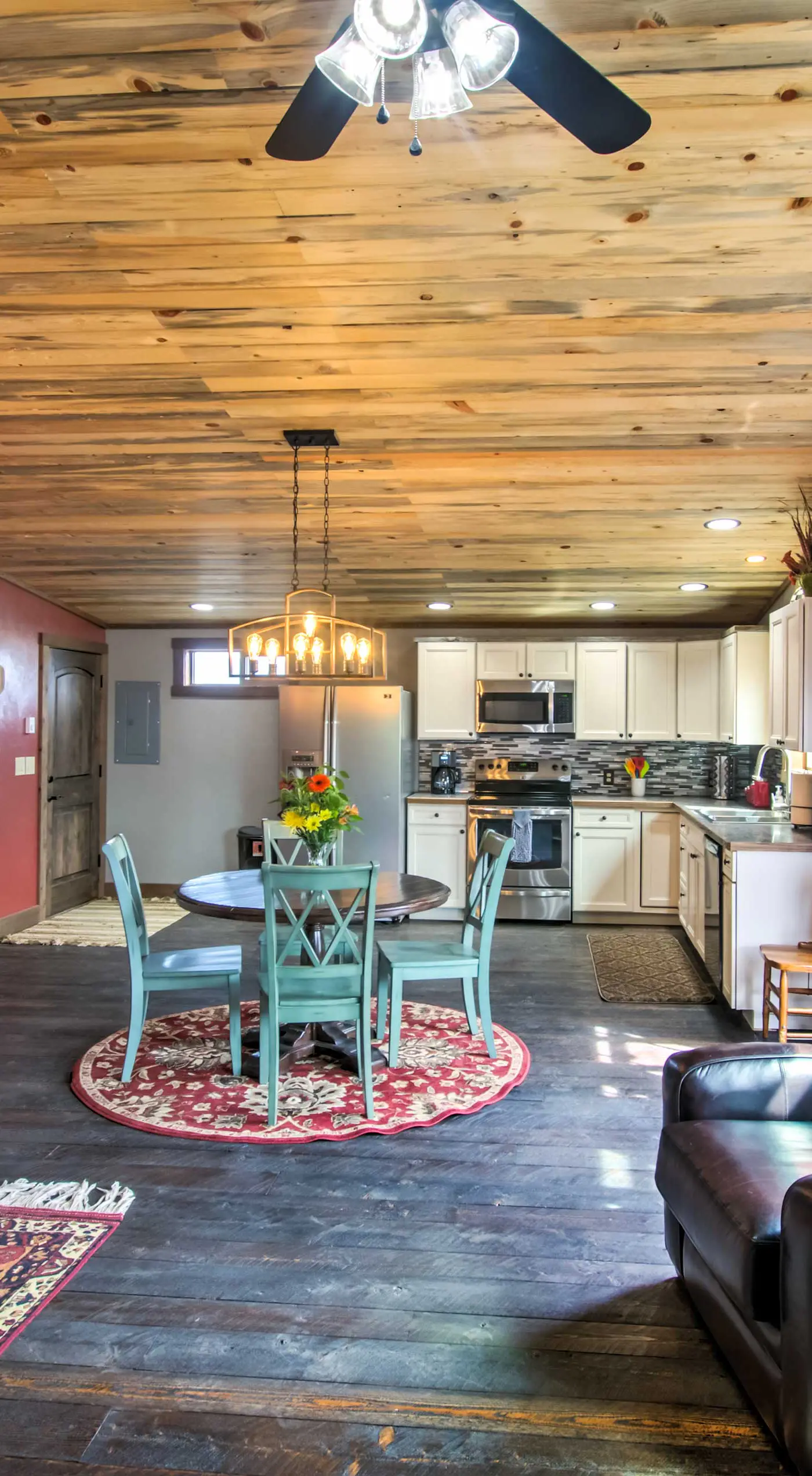 Lovely Livingston Loft w/ Mountain & River Views!