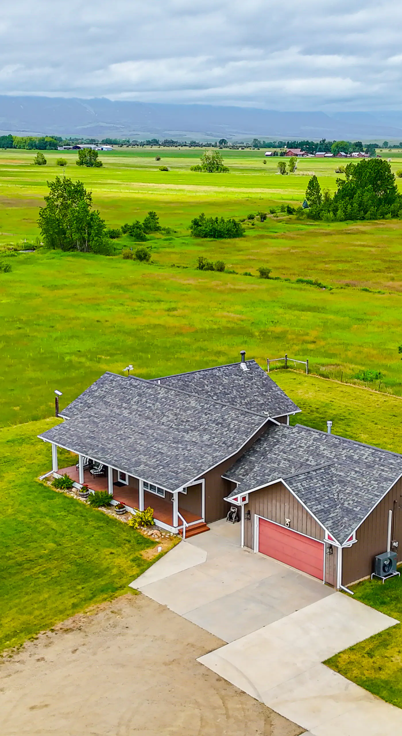 Lovely Roberts Home w/ Patio & Mountain Views!