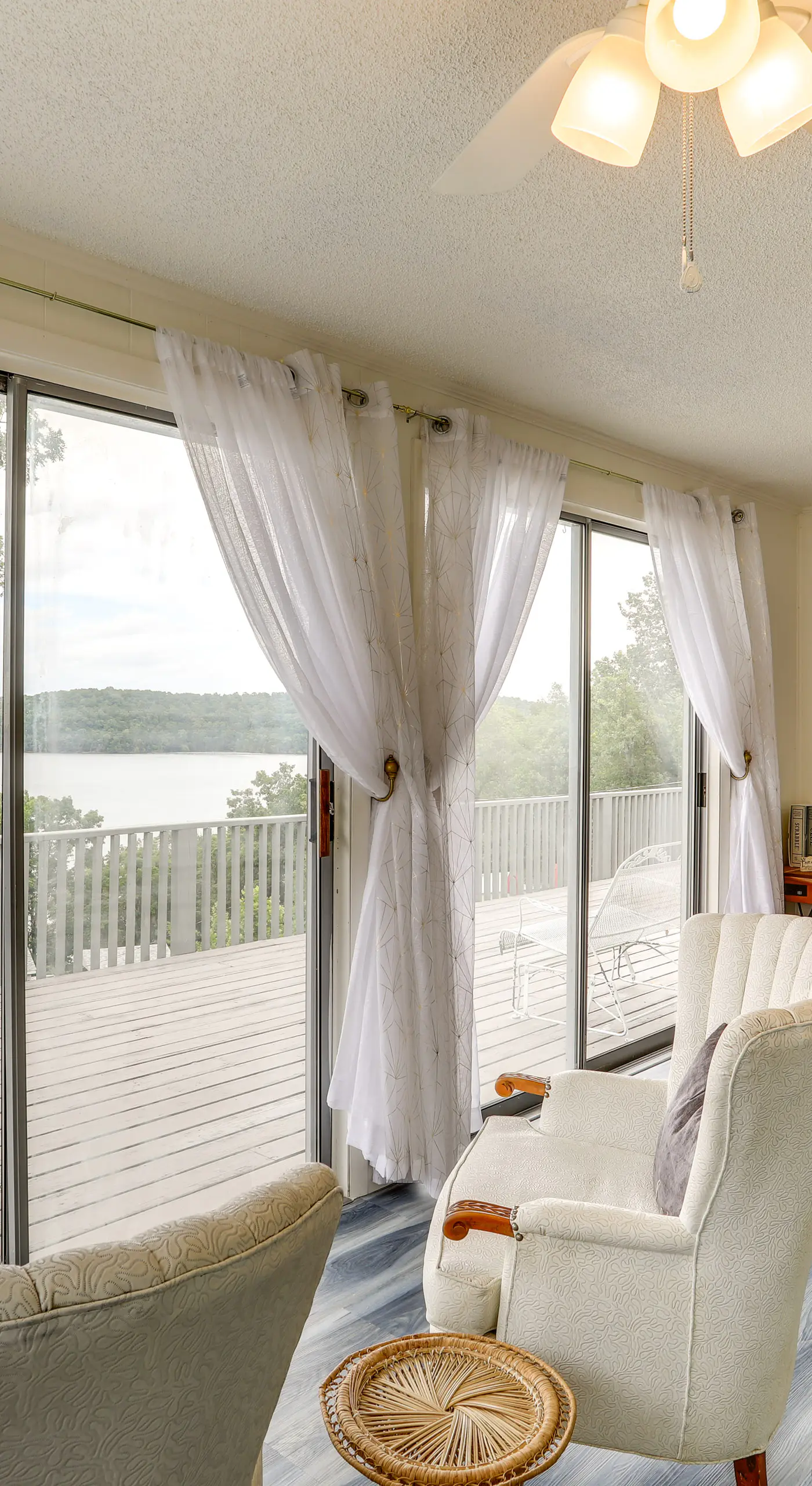 Norfork Lake Views: Home w/ Deck in Henderson