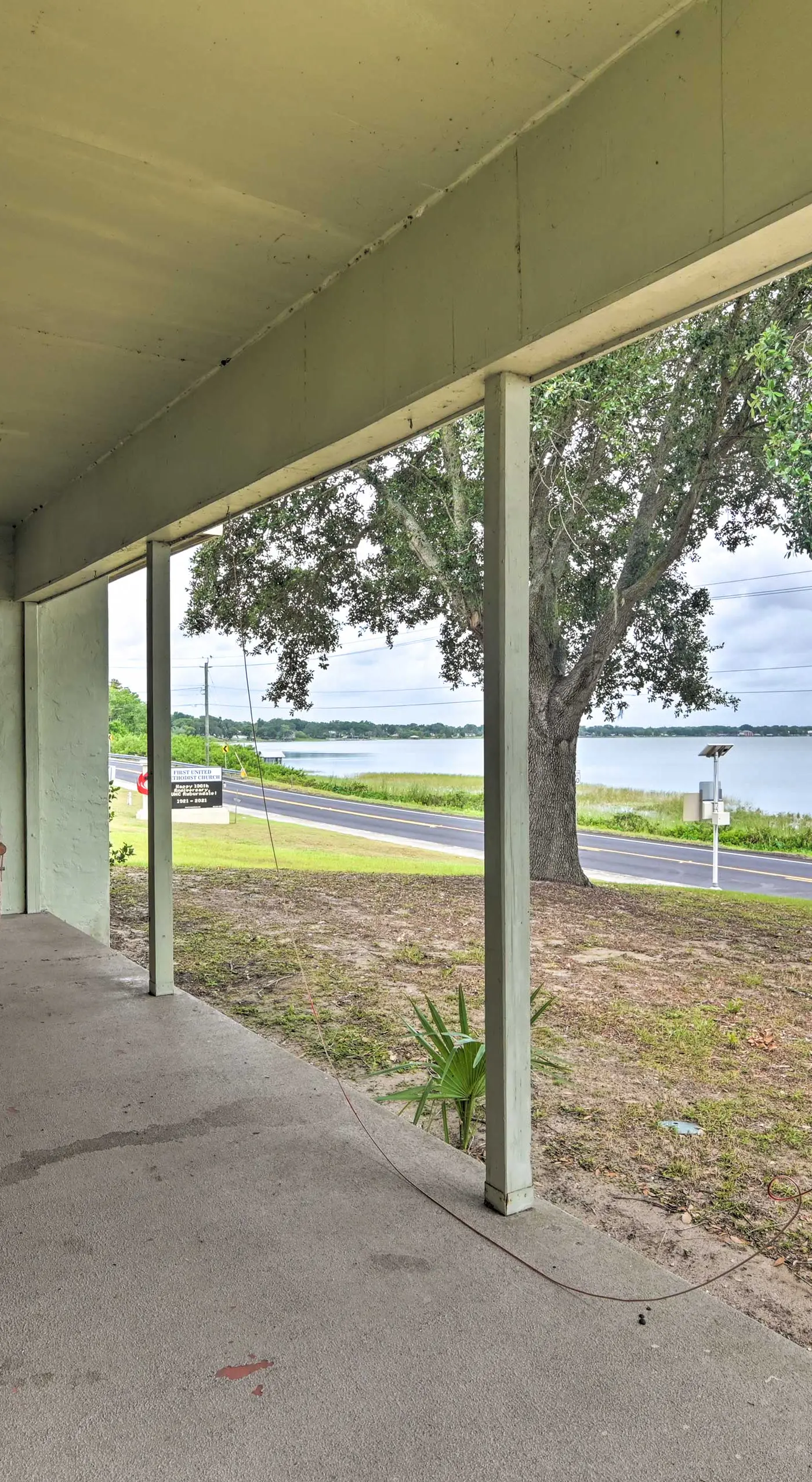 Lake Views & Private Porch: Auburndale Family Home