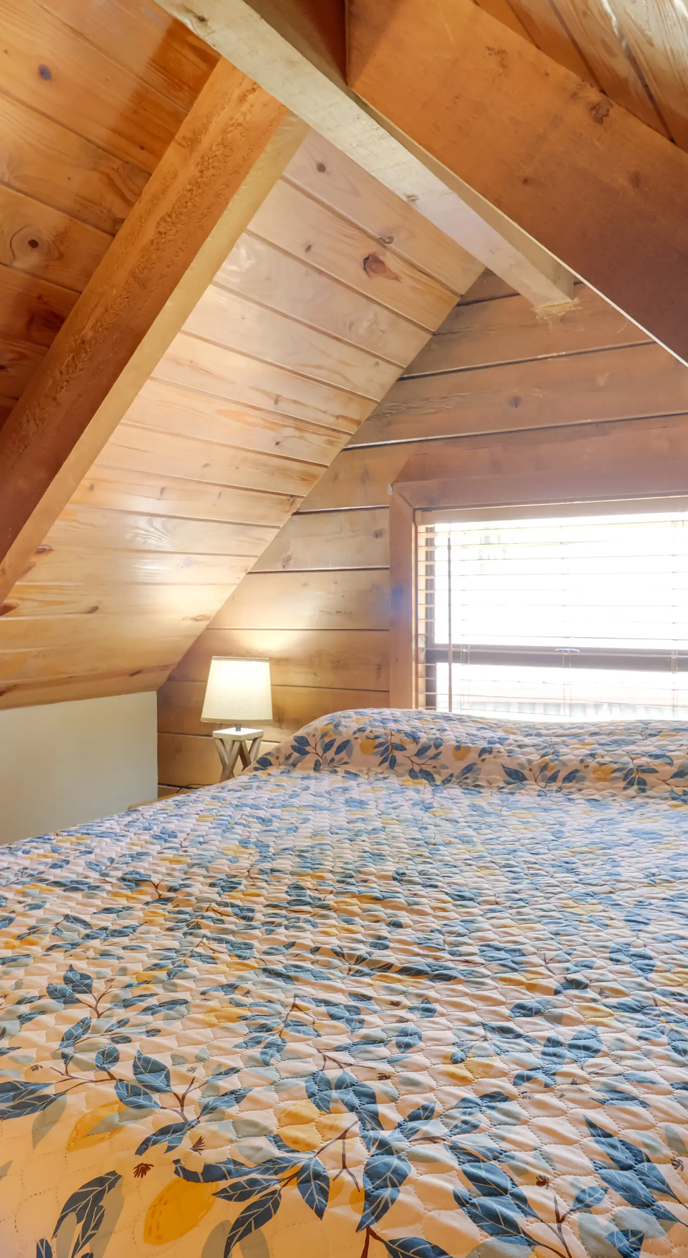 Cabin w/ Boat Launch & Pool Access in Okeechobee
