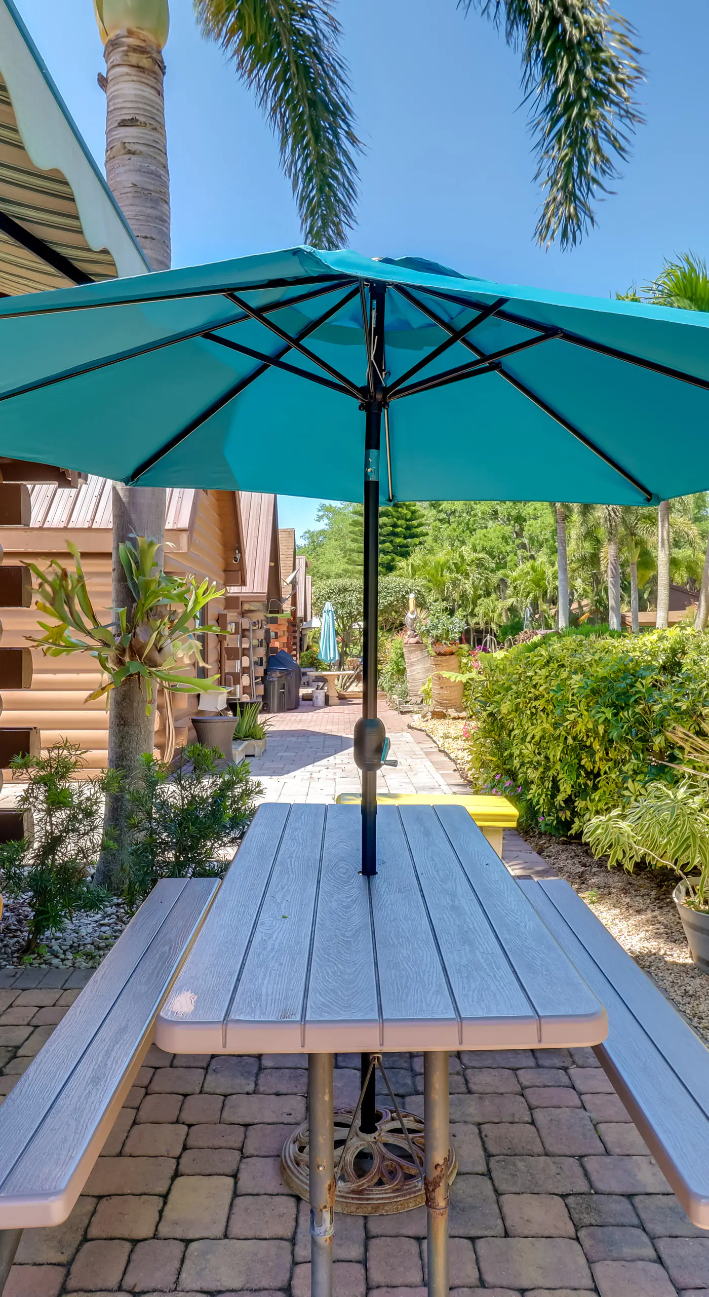 Cabin w/ Boat Launch & Pool Access in Okeechobee