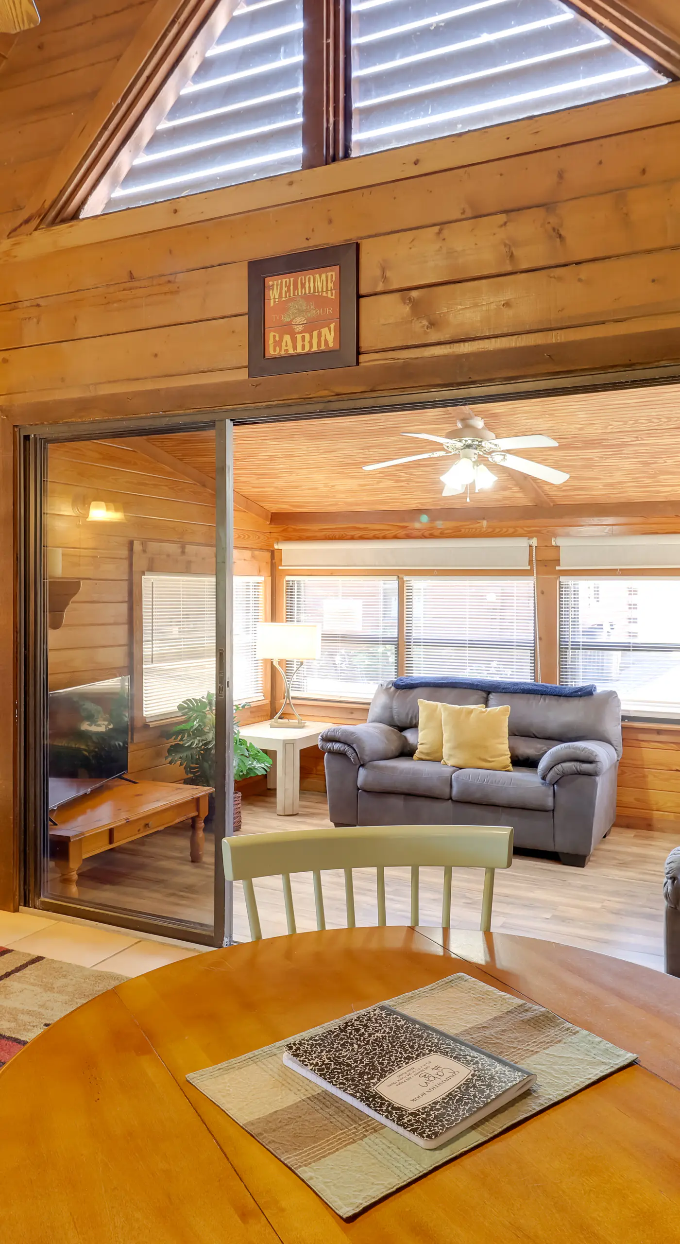 Cabin w/ Boat Launch & Pool Access in Okeechobee