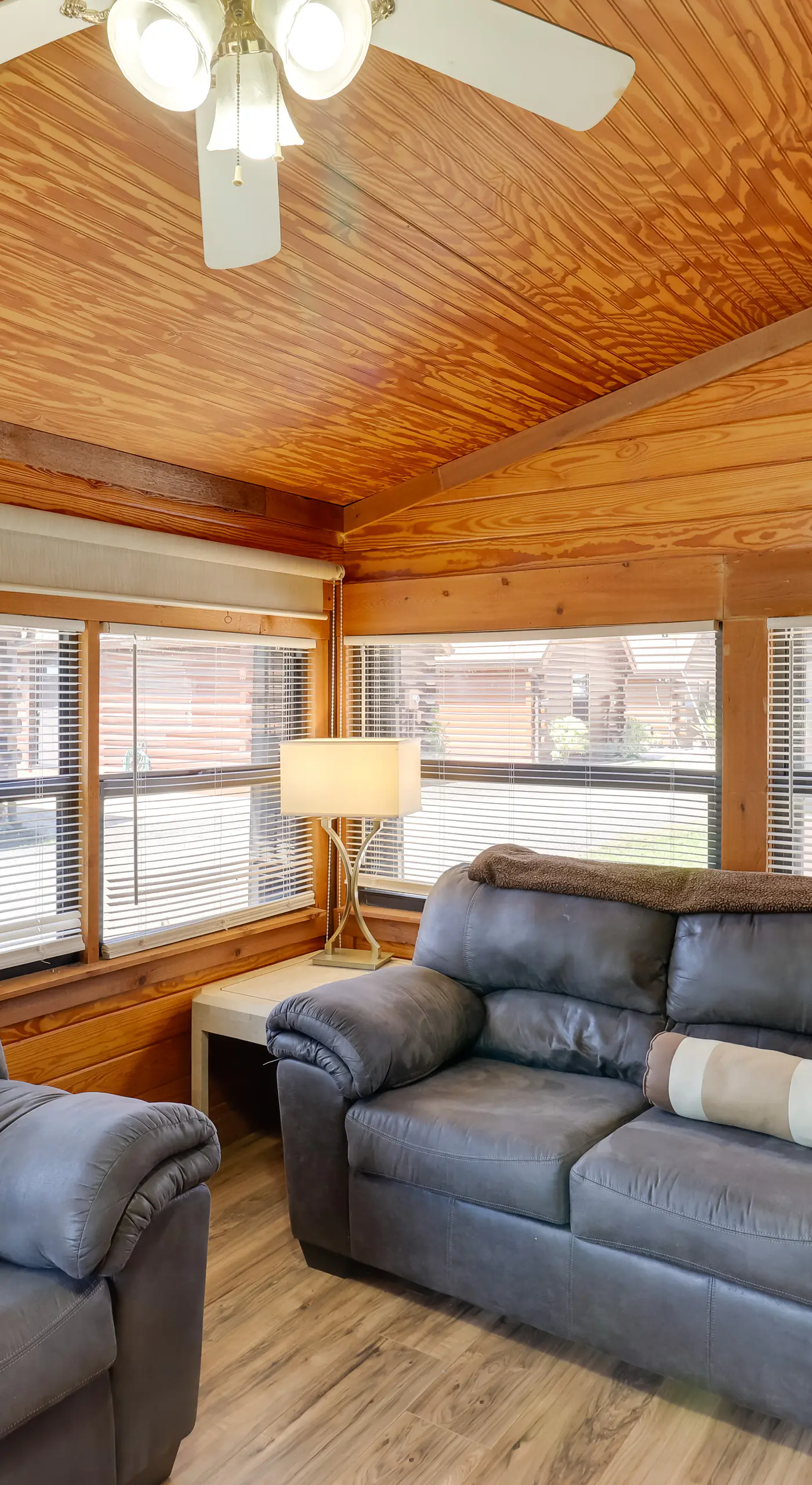 Cabin w/ Boat Launch & Pool Access in Okeechobee