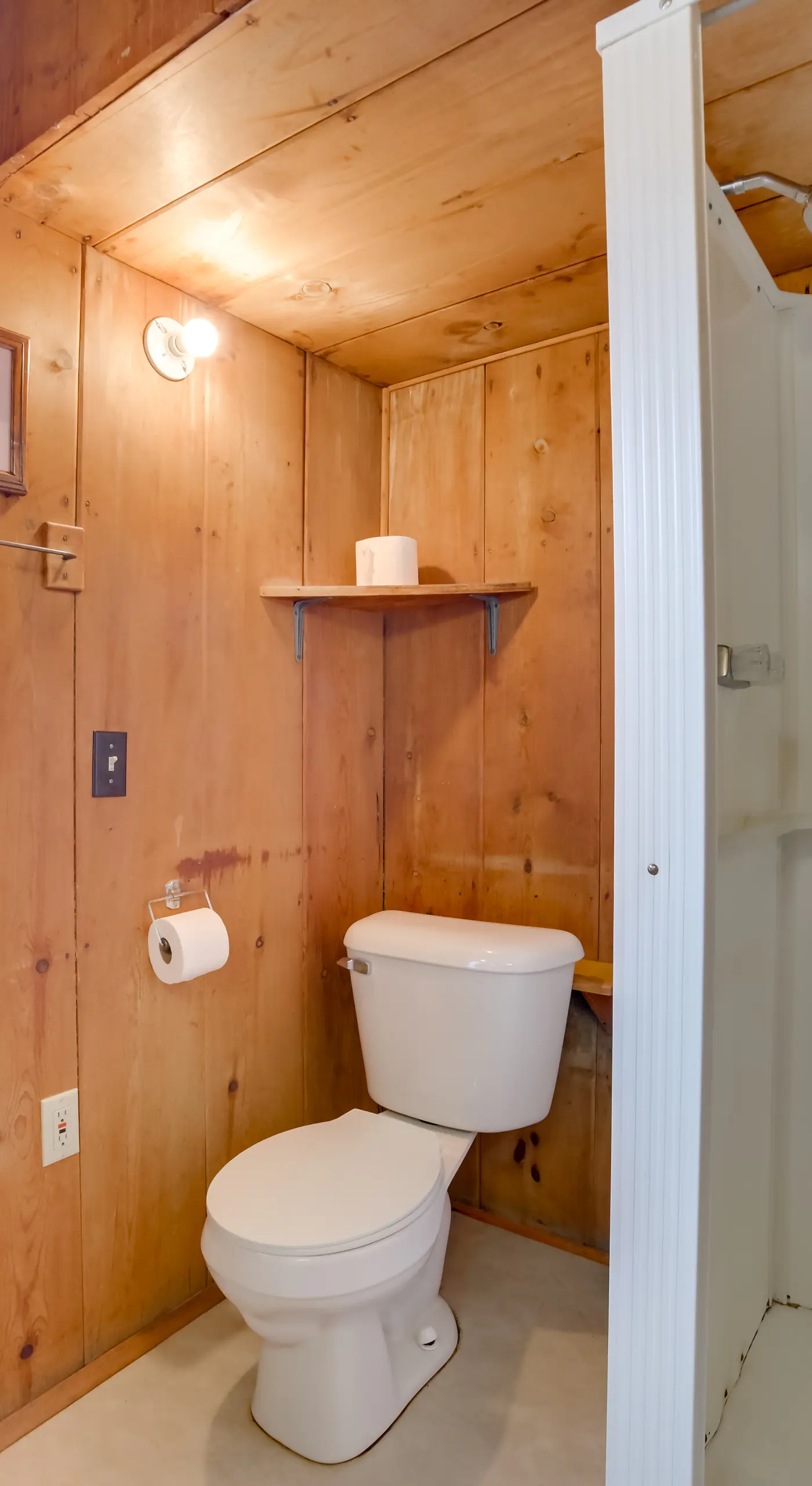 Resort Cabin On Lake Huron! Pets Welcome