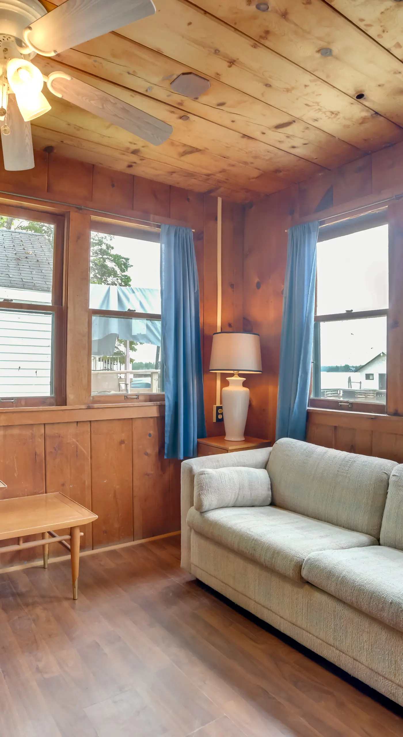 Resort Cabin On Lake Huron! Pets Welcome