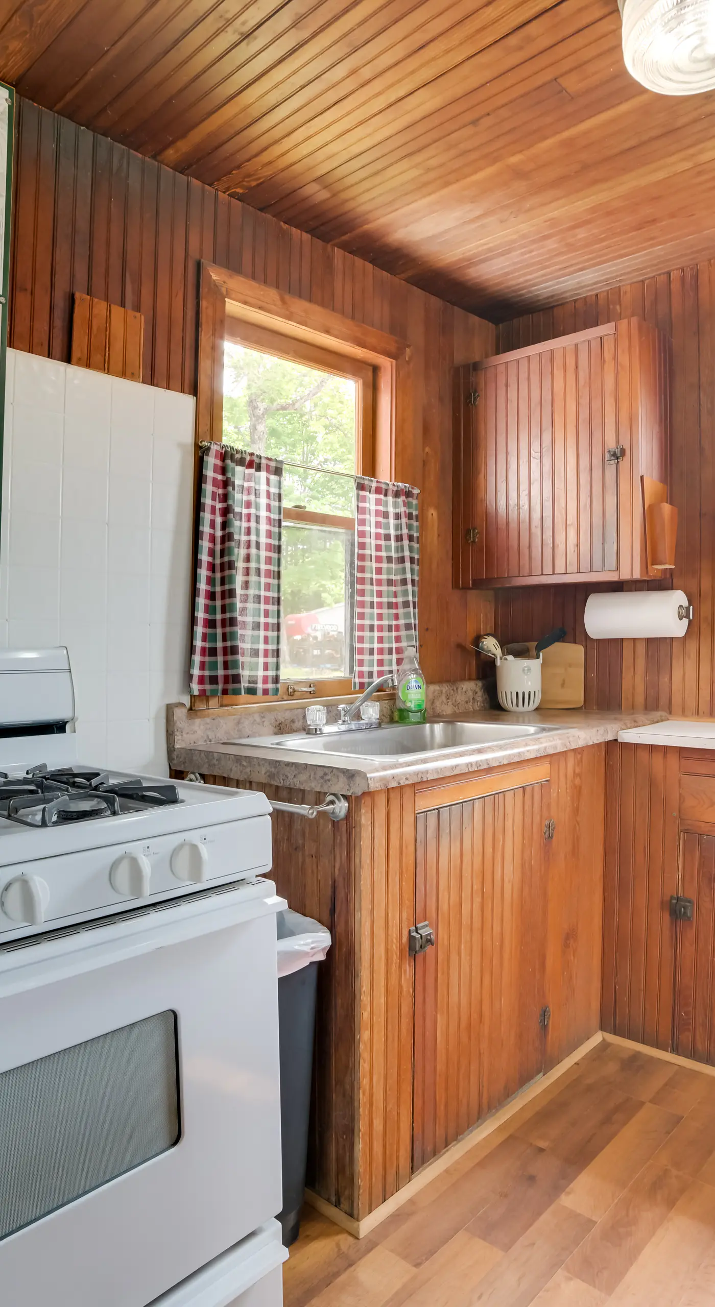 Beach & Dock Access! Upper Peninsula Cabin Retreat