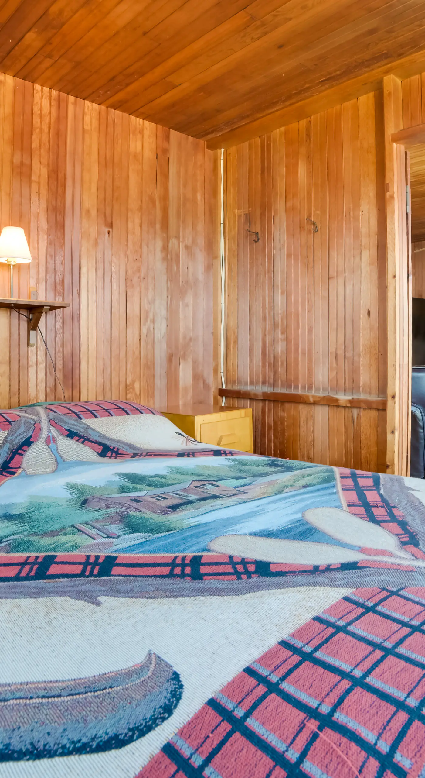 Beach & Dock Access! Upper Peninsula Cabin Retreat