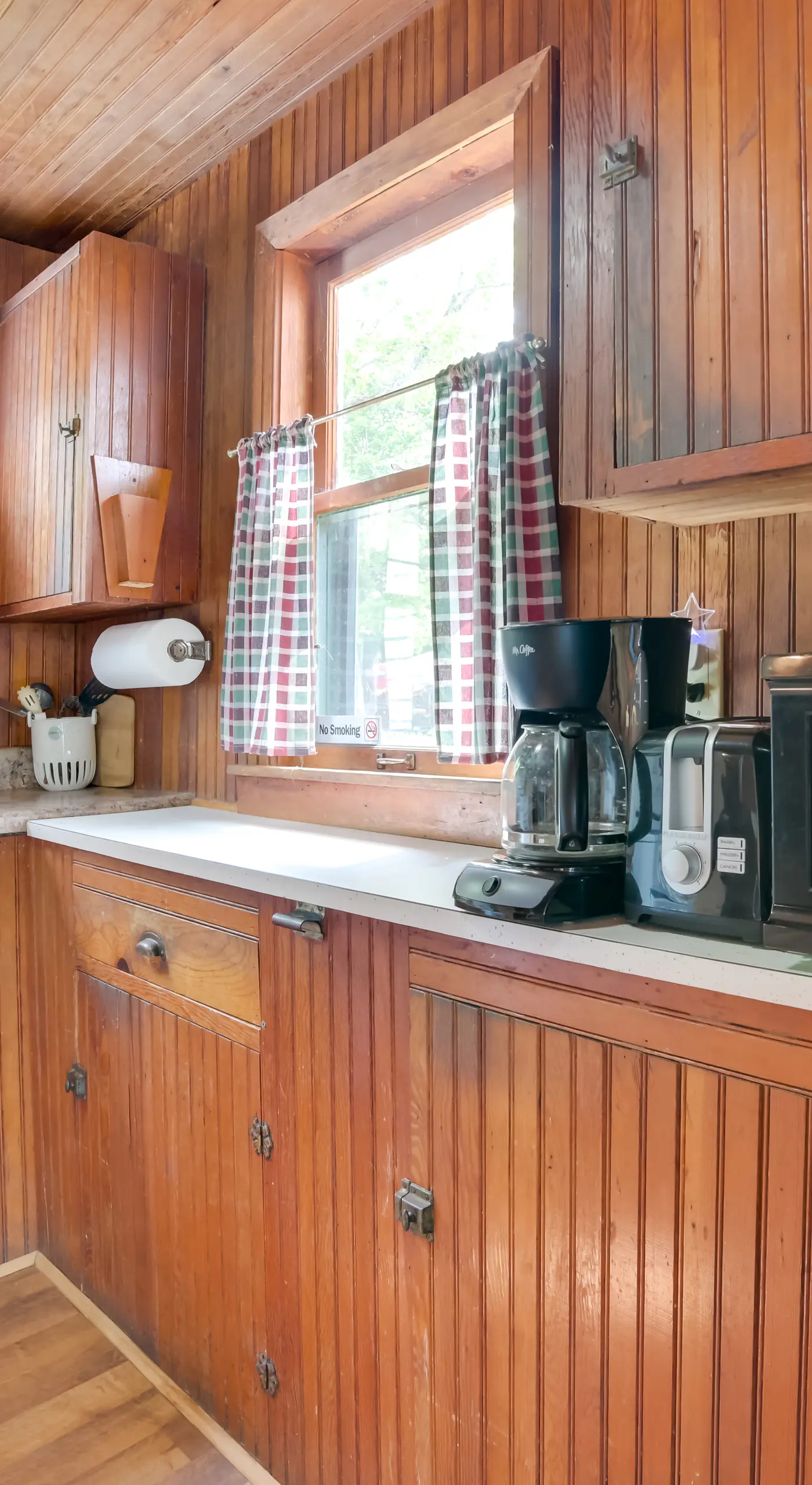 Beach & Dock Access! Upper Peninsula Cabin Retreat