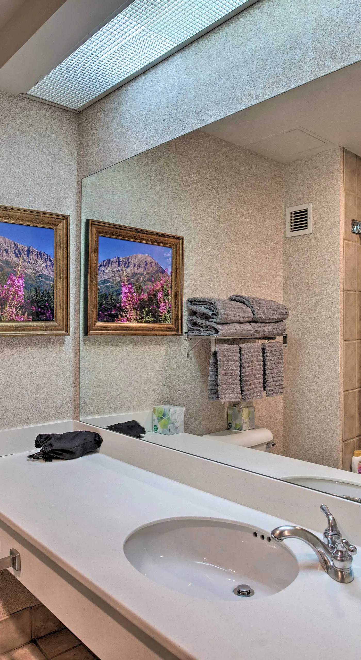 Cozy Colorado Studio Near Crested Butte Ski Slopes