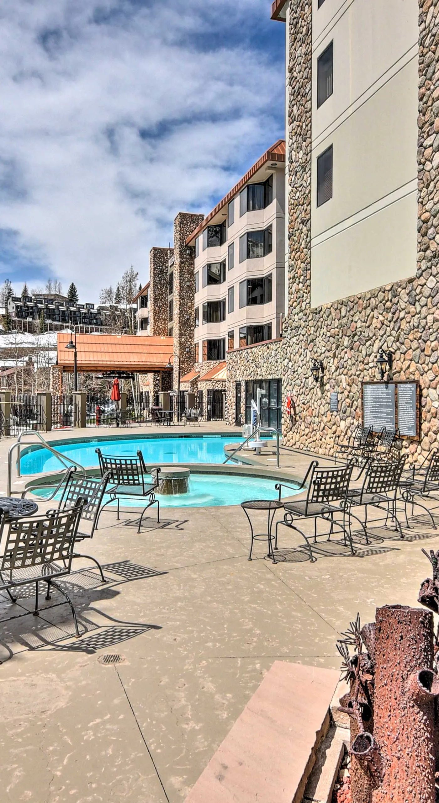 Cozy Colorado Studio Near Crested Butte Ski Slopes