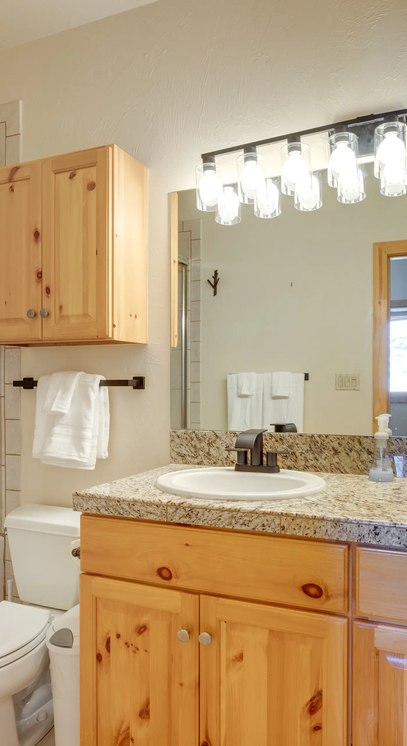 Walk to Lift! Luxe, Updated CBMR Home w/ Mtn Views