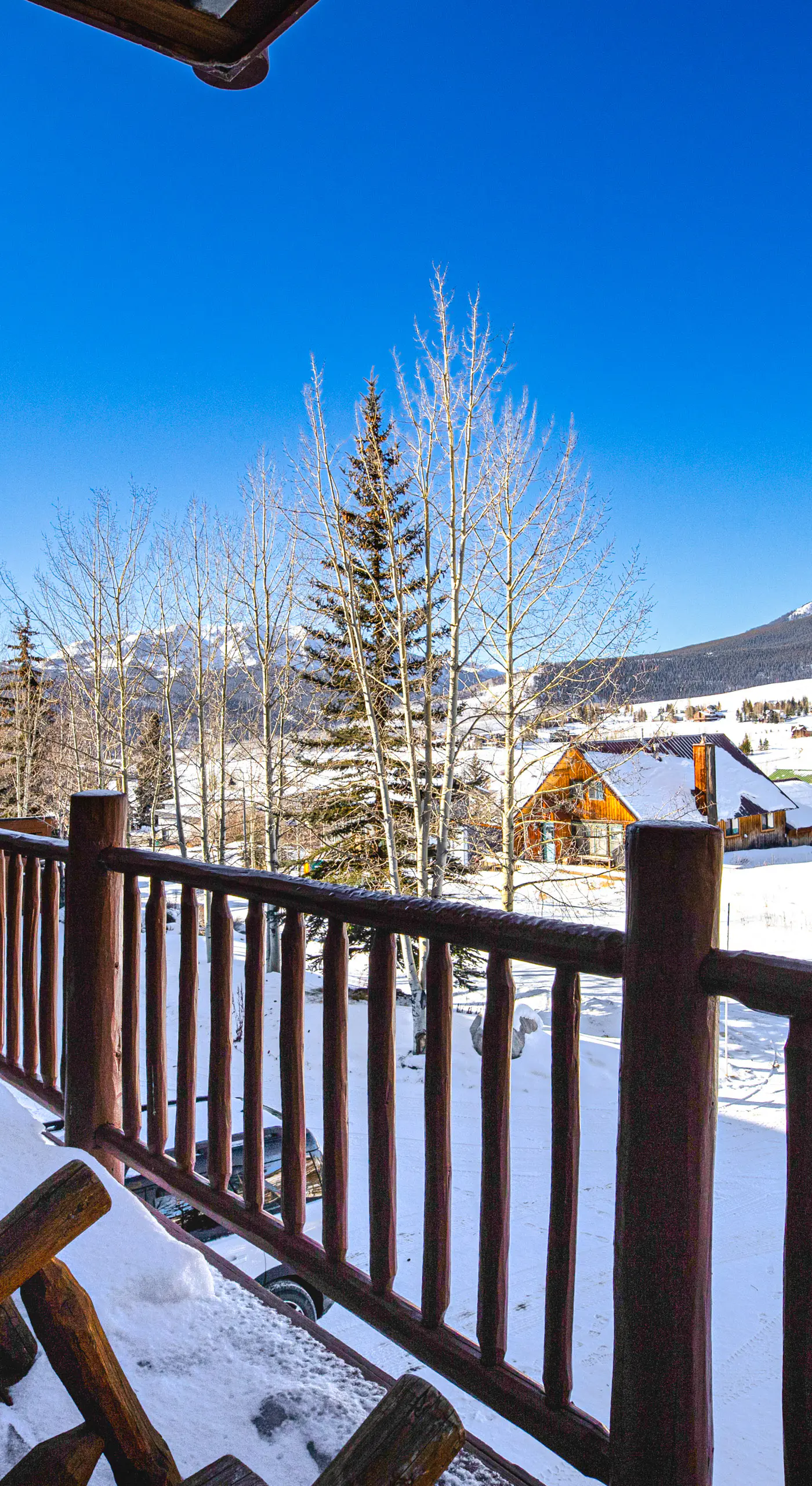 Walk to Lift! Luxe, Updated CBMR Home w/ Mtn Views