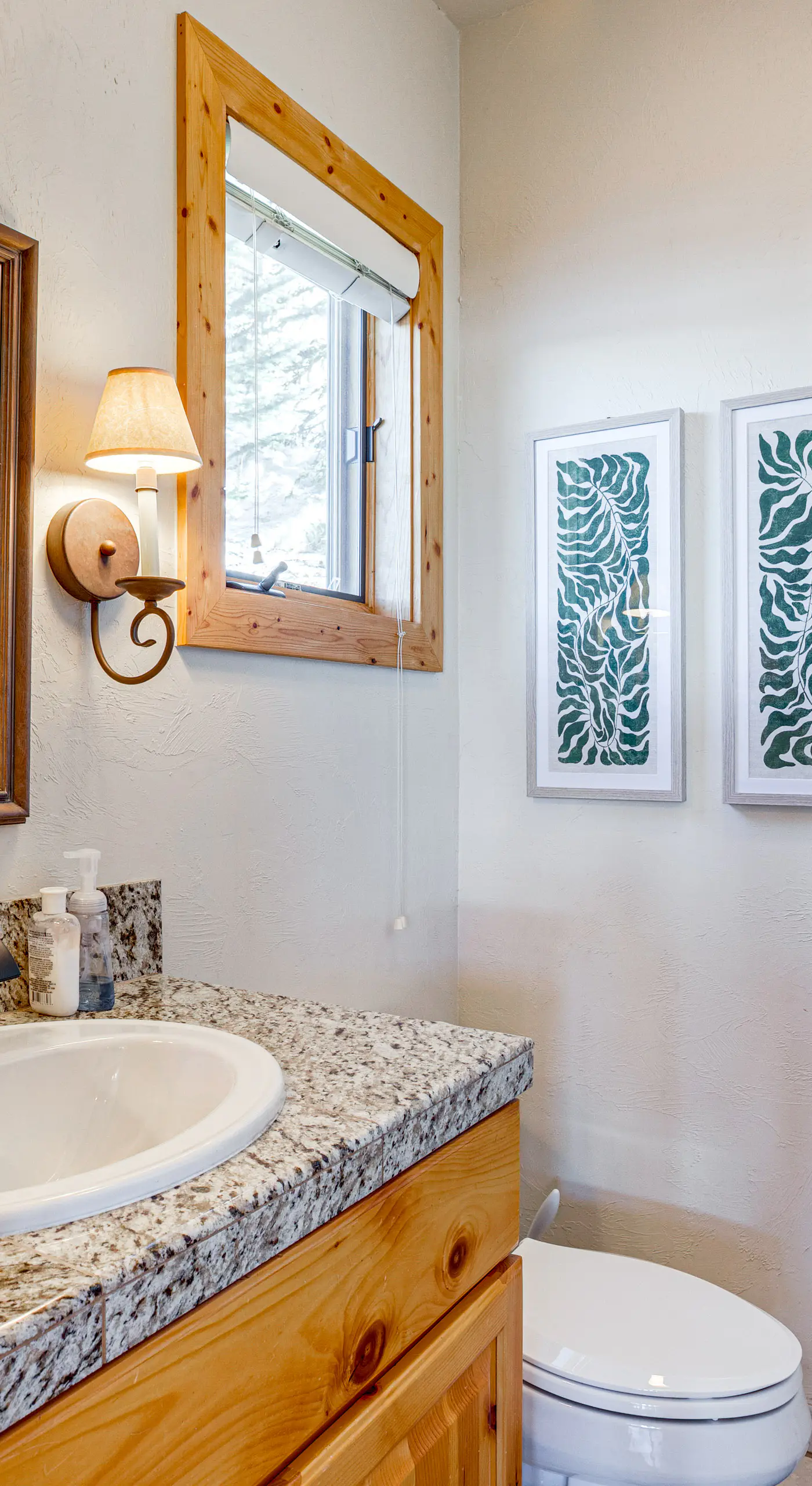 Walk to Lift! Luxe, Updated CBMR Home w/ Mtn Views