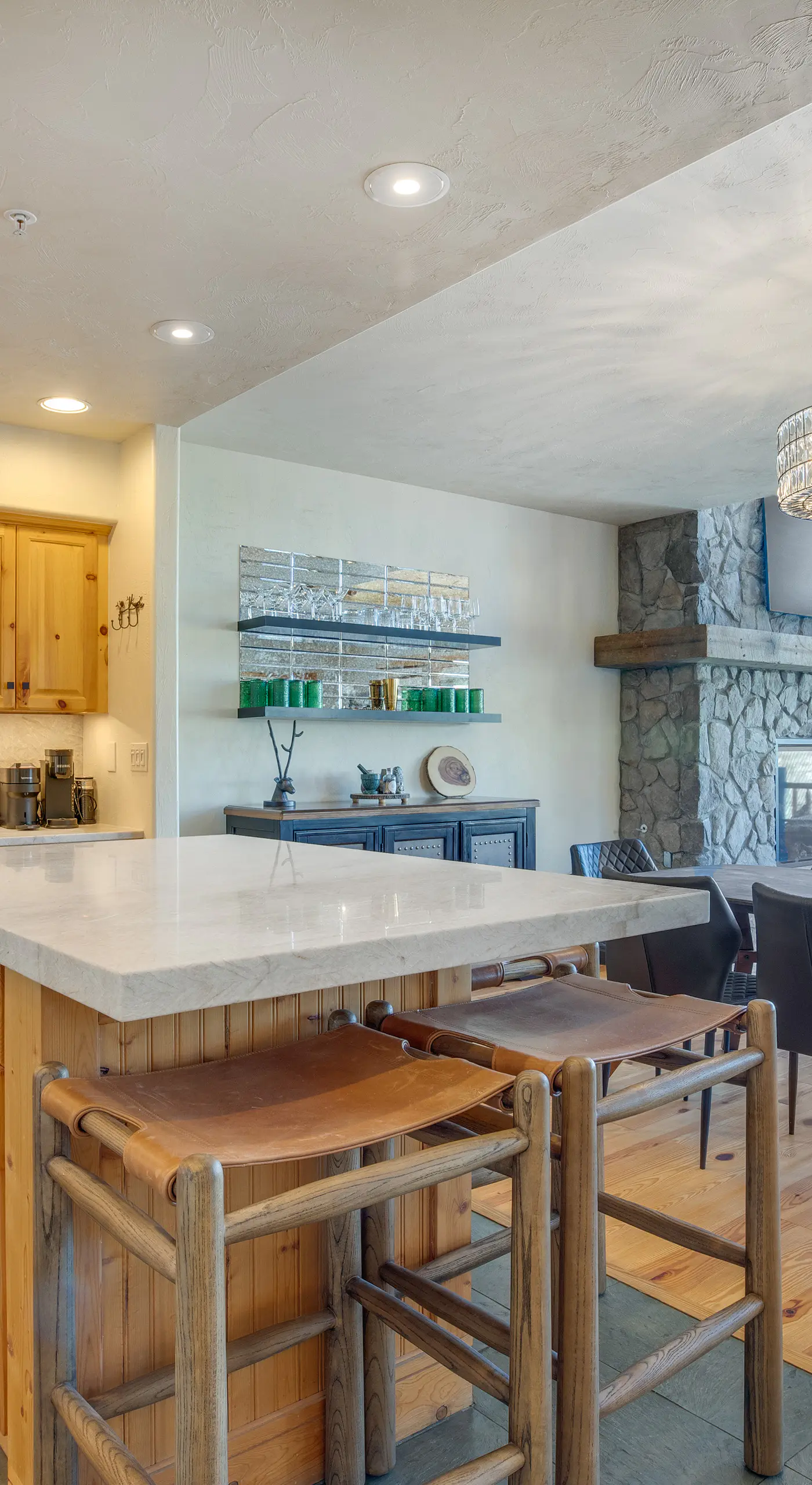 Walk to Lift! Luxe, Updated CBMR Home w/ Mtn Views