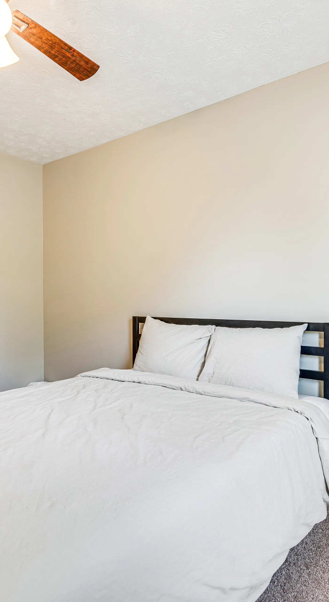 Welcoming Townhome: 1/2 Mi to Downtown Smyrna
