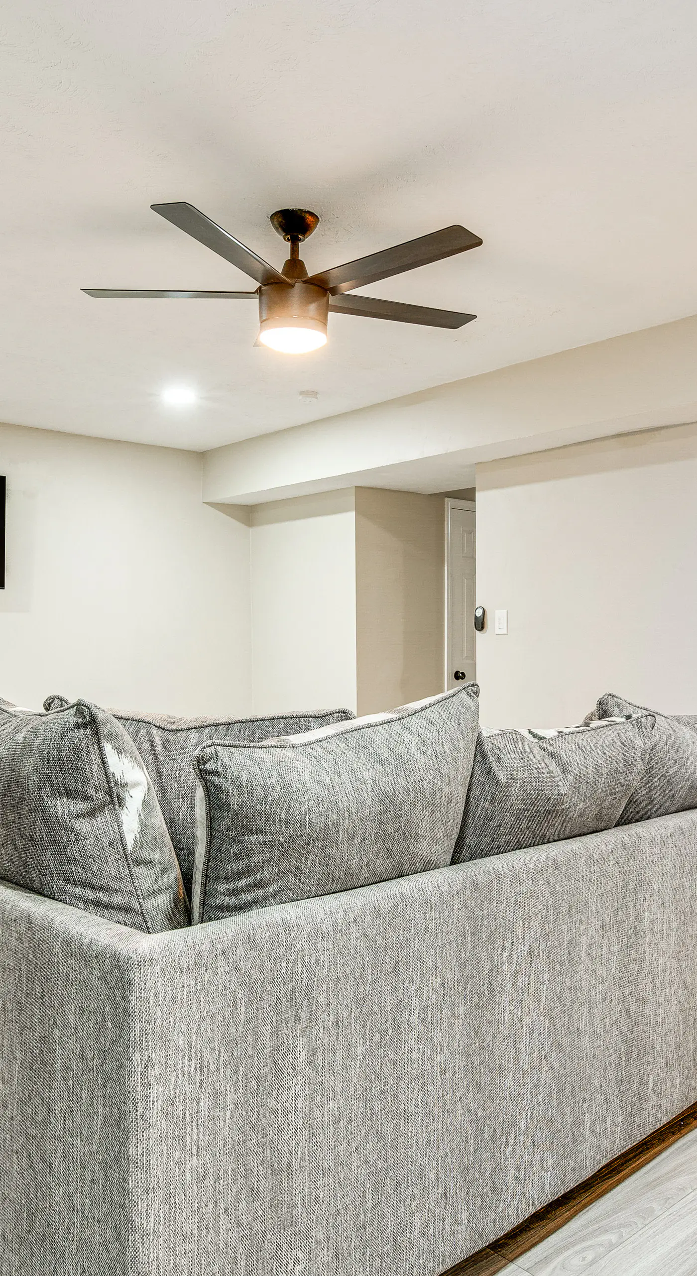 Welcoming Townhome: 1/2 Mi to Downtown Smyrna