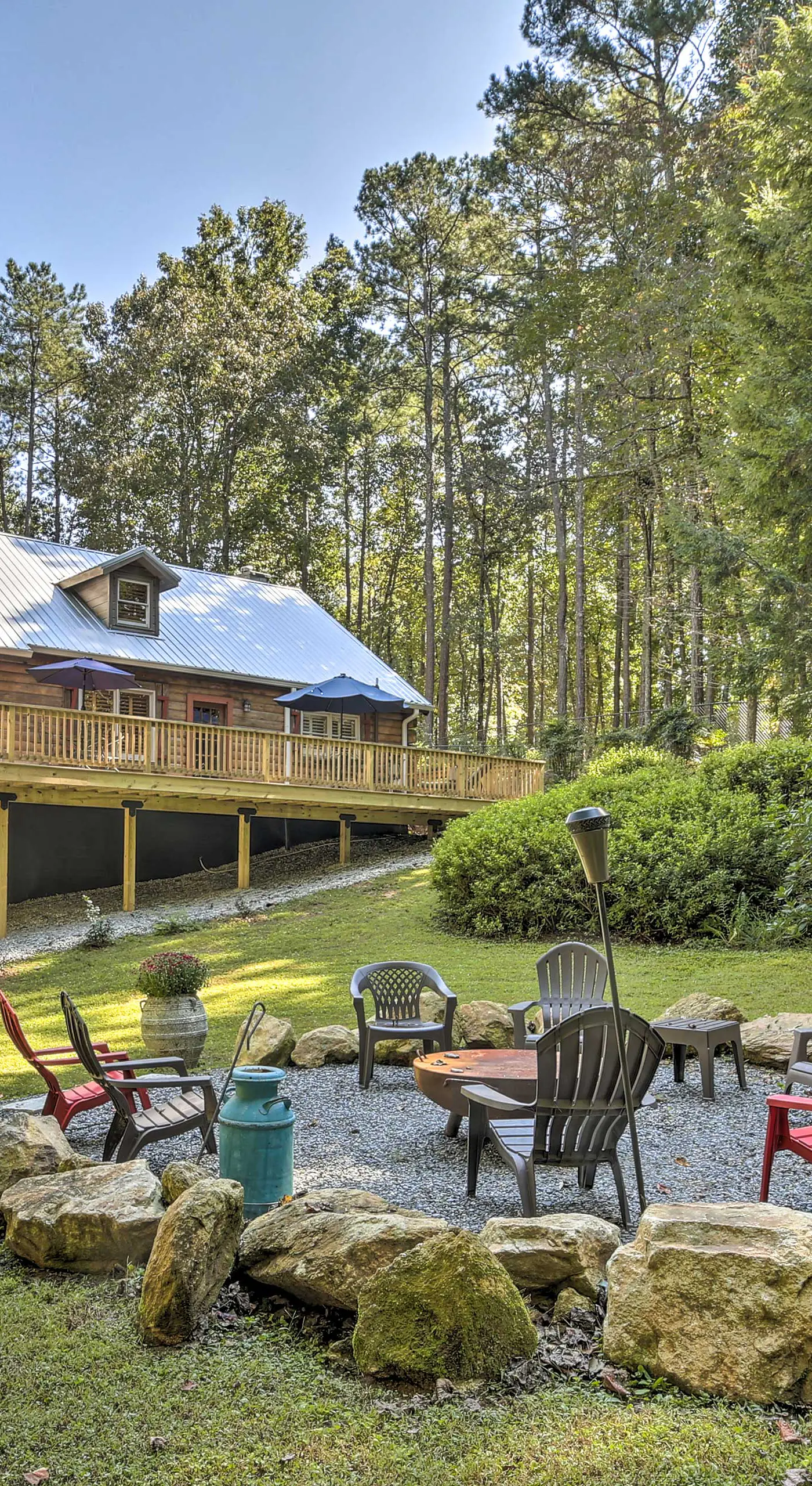 Serene Mableton Cabin - 13 Mi to Downtown Atlanta!