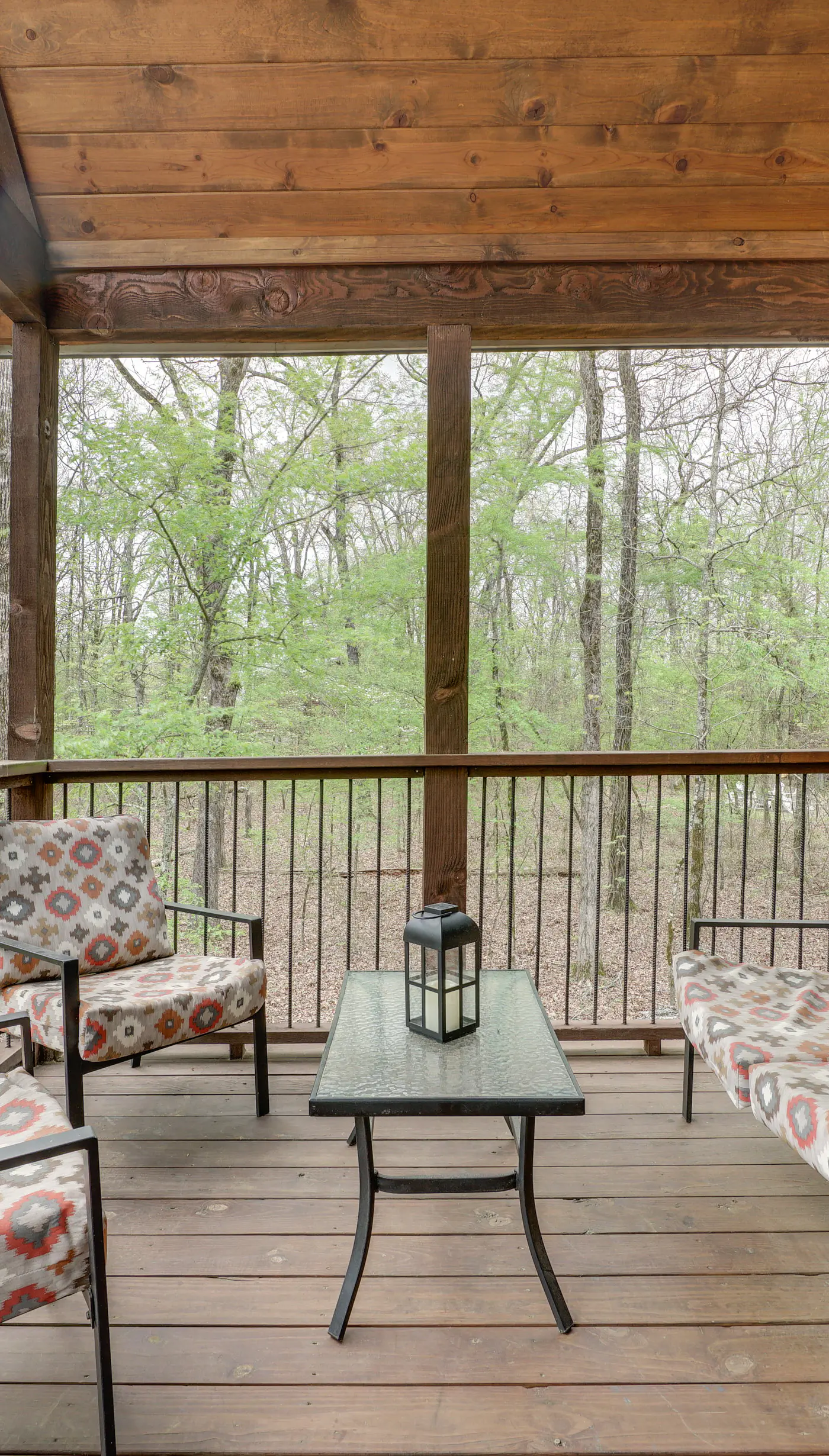 Hot Tub & Fire Pit: Broken Bow Retreat!