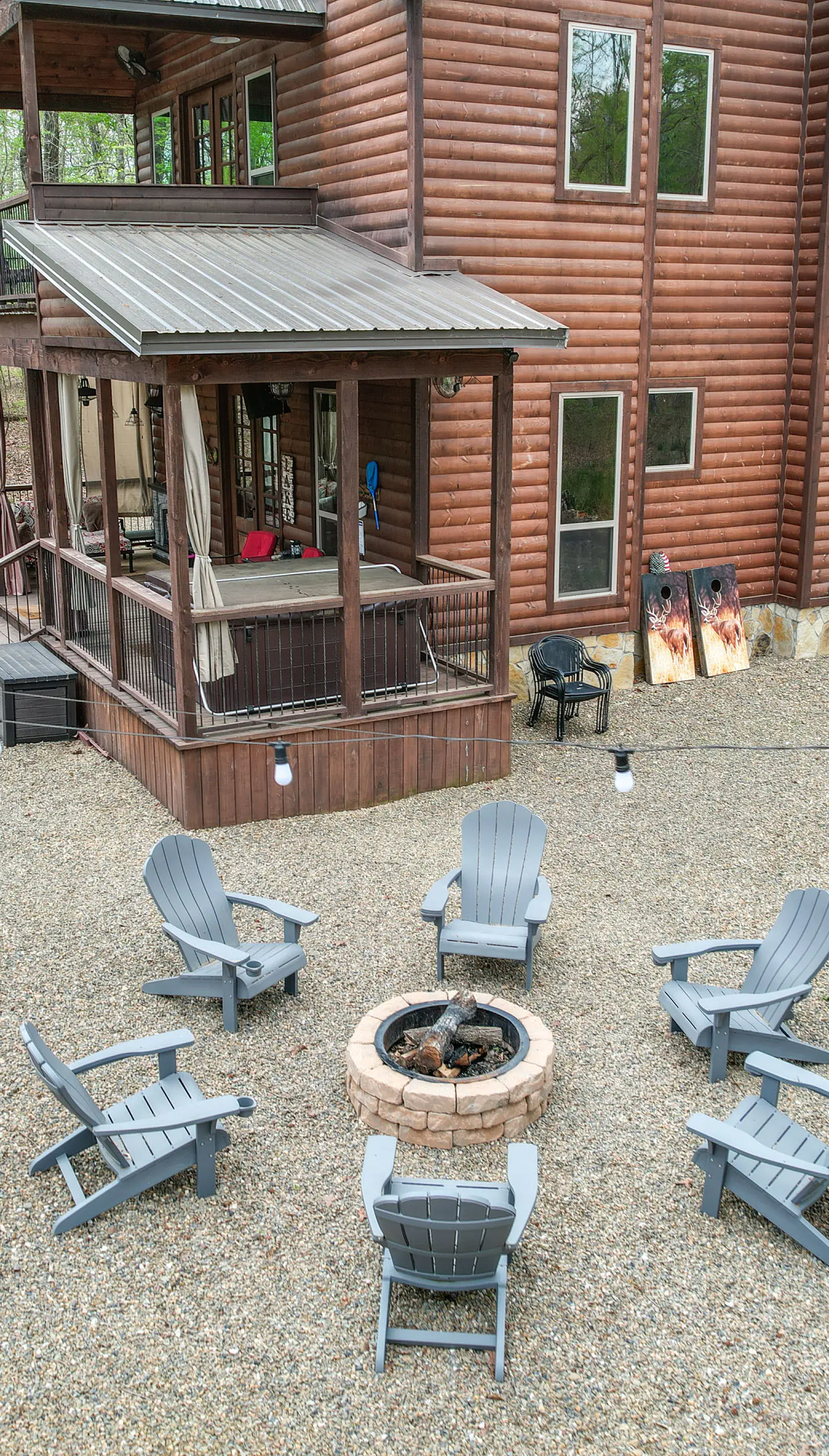 Hot Tub & Fire Pit: Broken Bow Retreat!