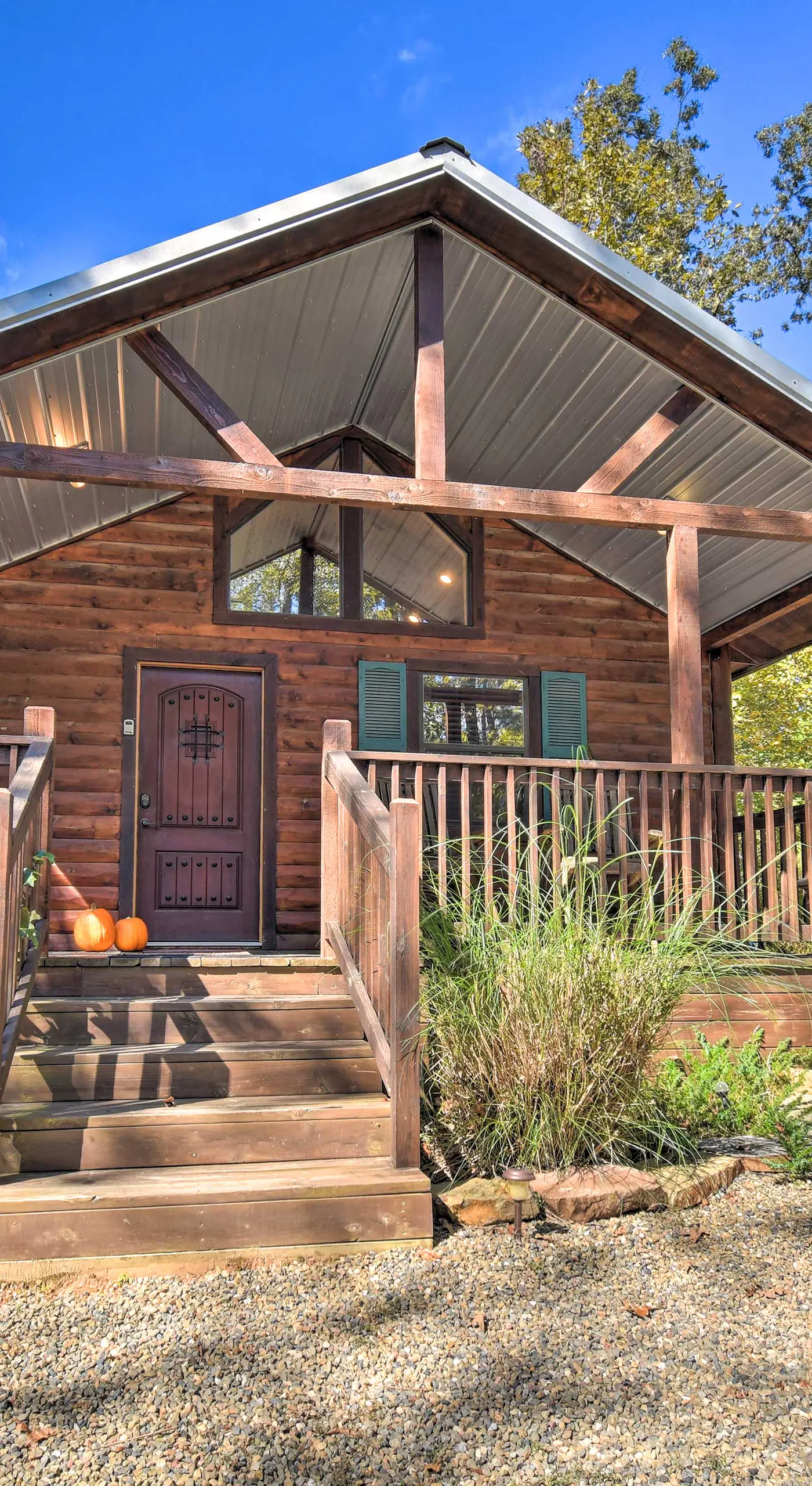 Broken Bow Hideaway w/ Hot Tub & Fire Pit!