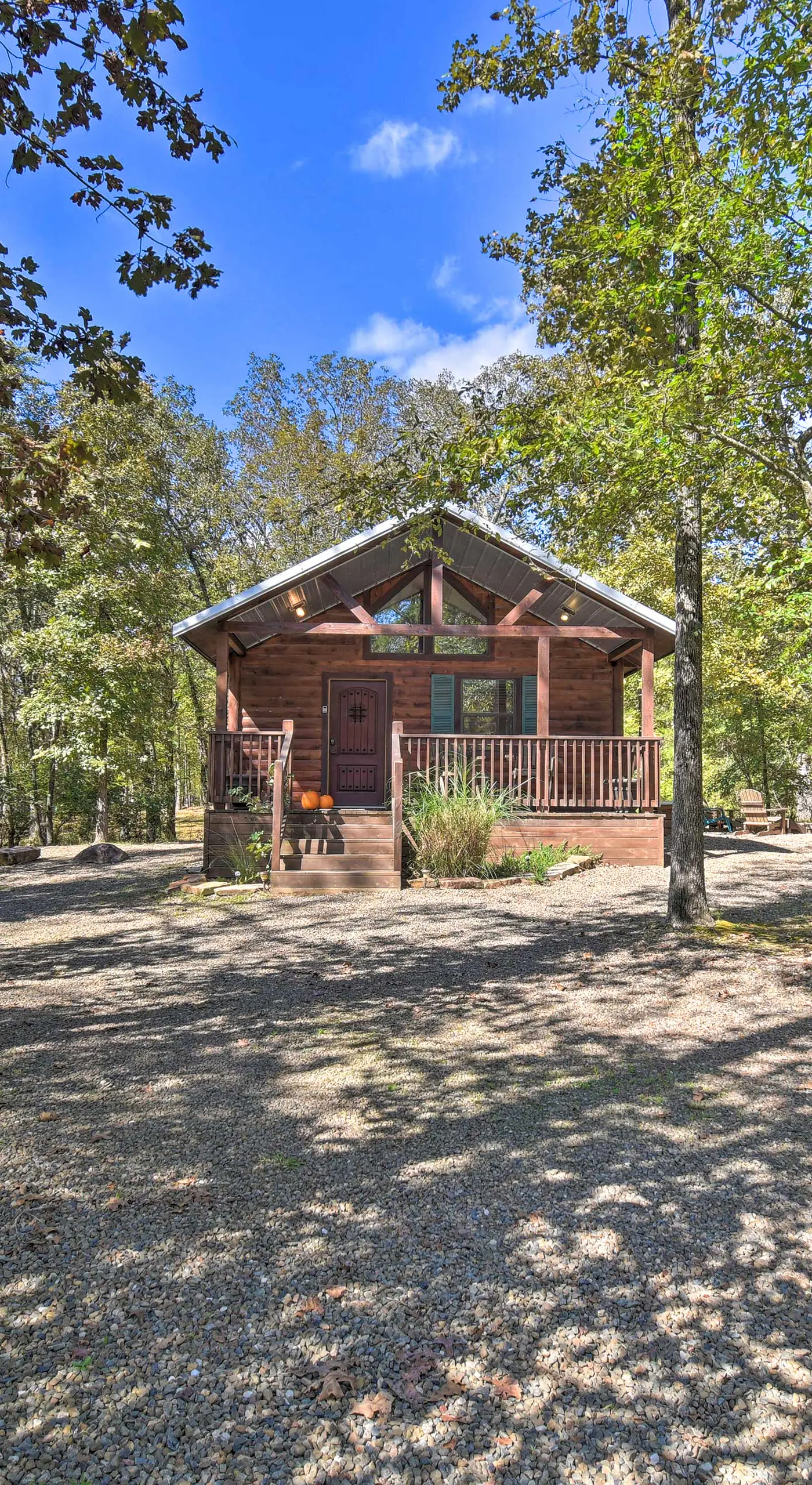Broken Bow Hideaway w/ Hot Tub & Fire Pit!