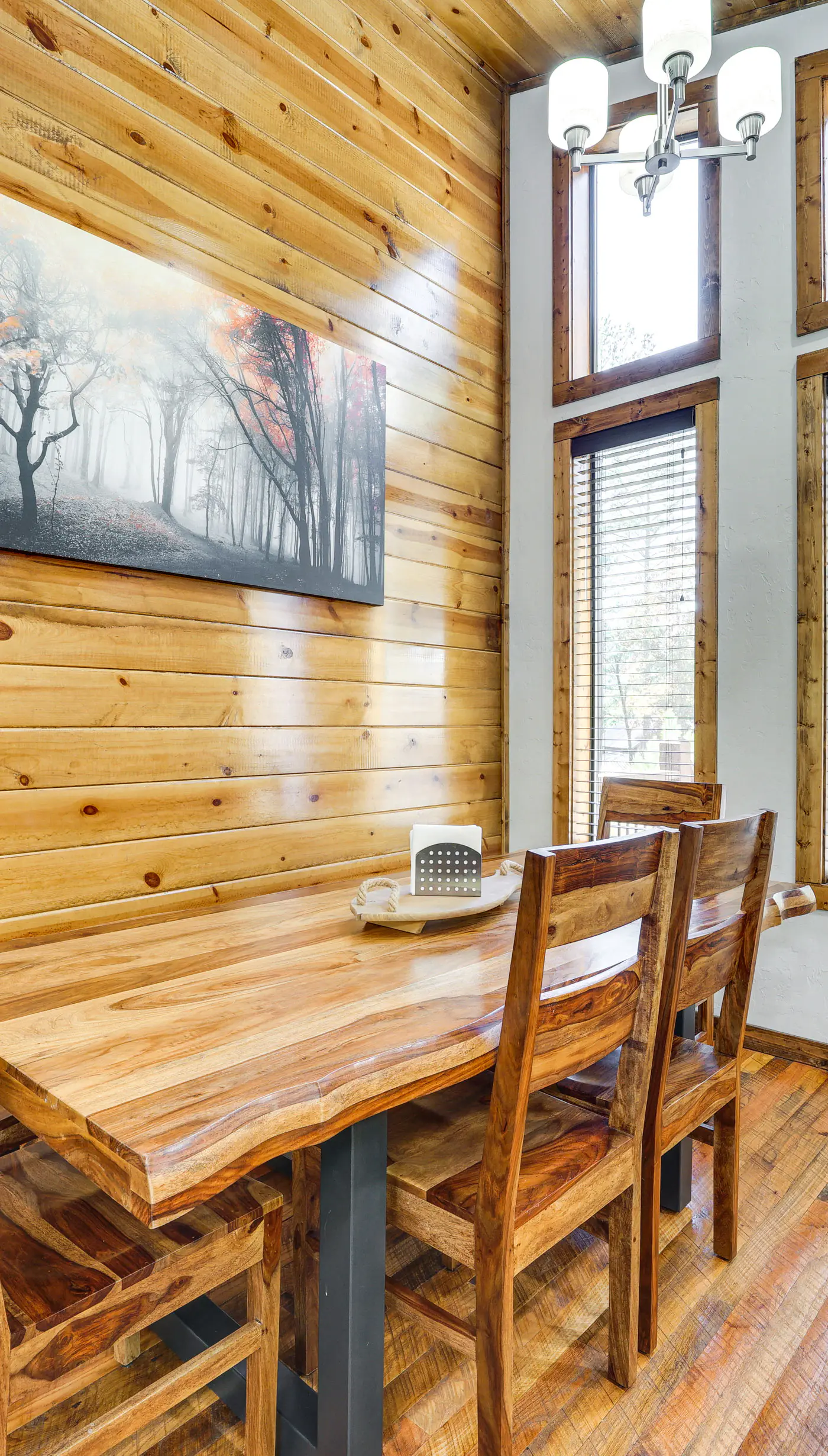 Furnished Deck, Hot Tub! Family Gem in Broken Bow