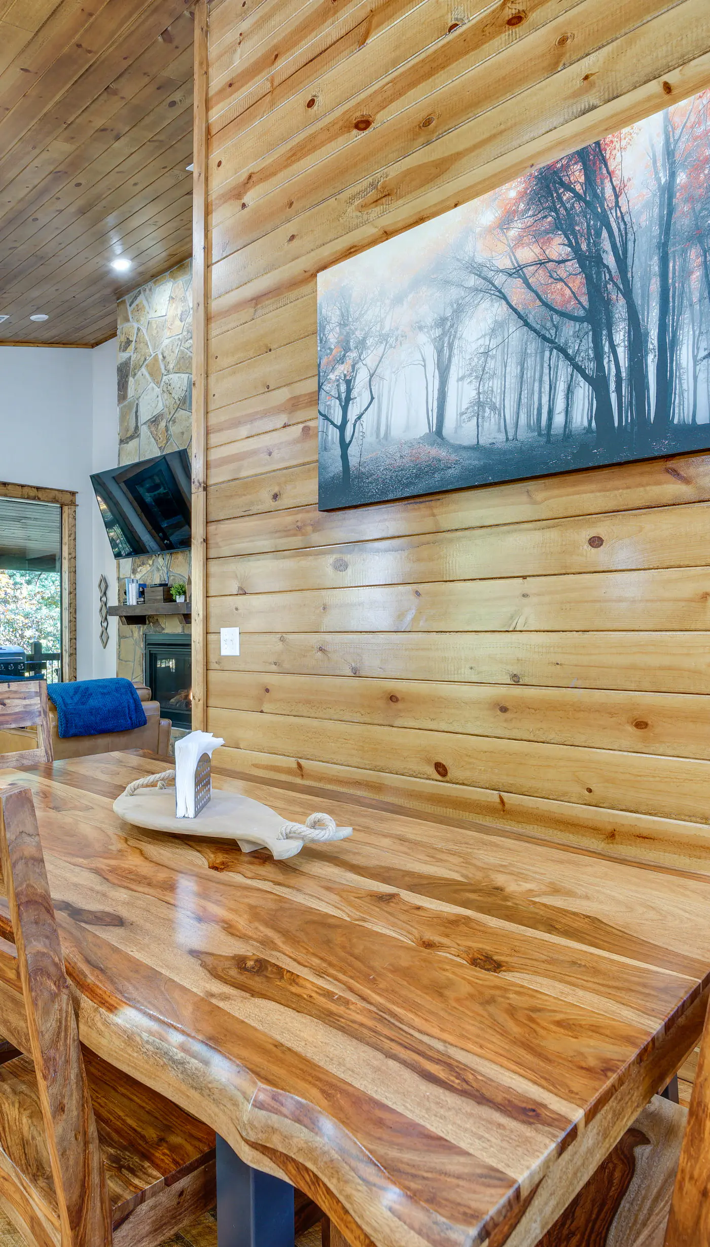 Furnished Deck, Hot Tub! Family Gem in Broken Bow