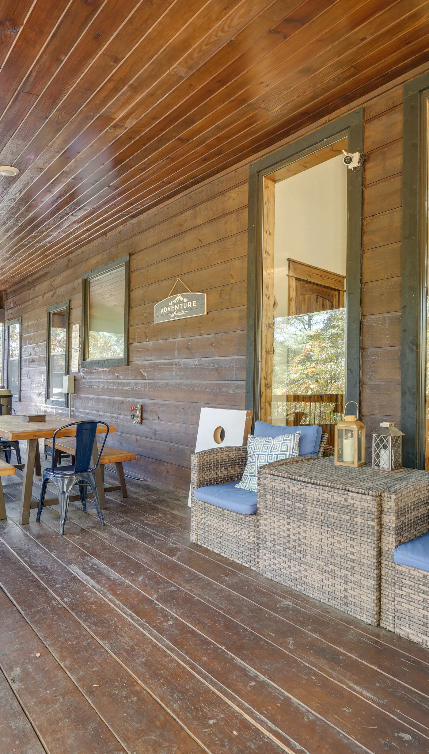 Furnished Deck, Hot Tub! Family Gem in Broken Bow