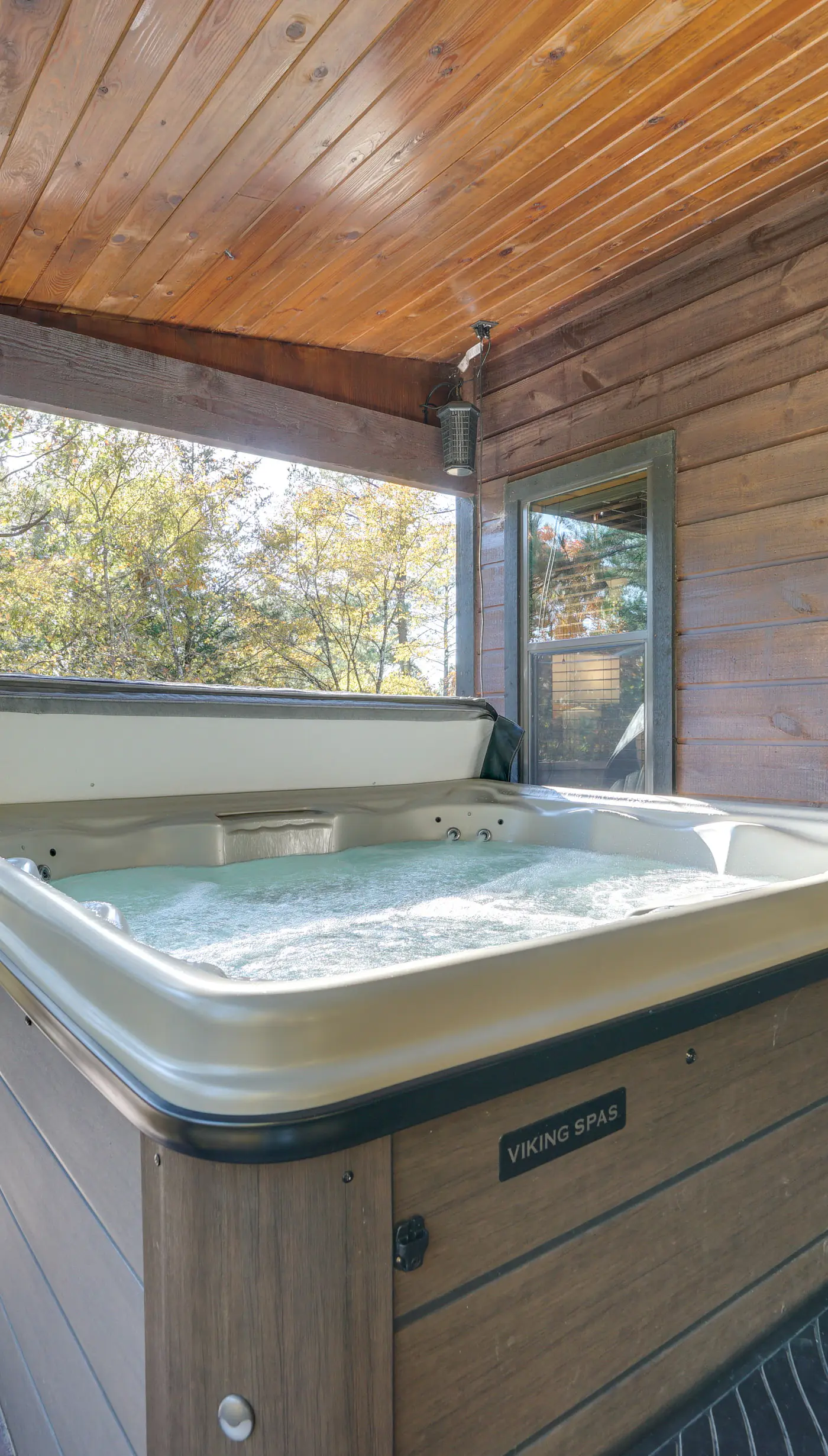 Furnished Deck, Hot Tub! Family Gem in Broken Bow