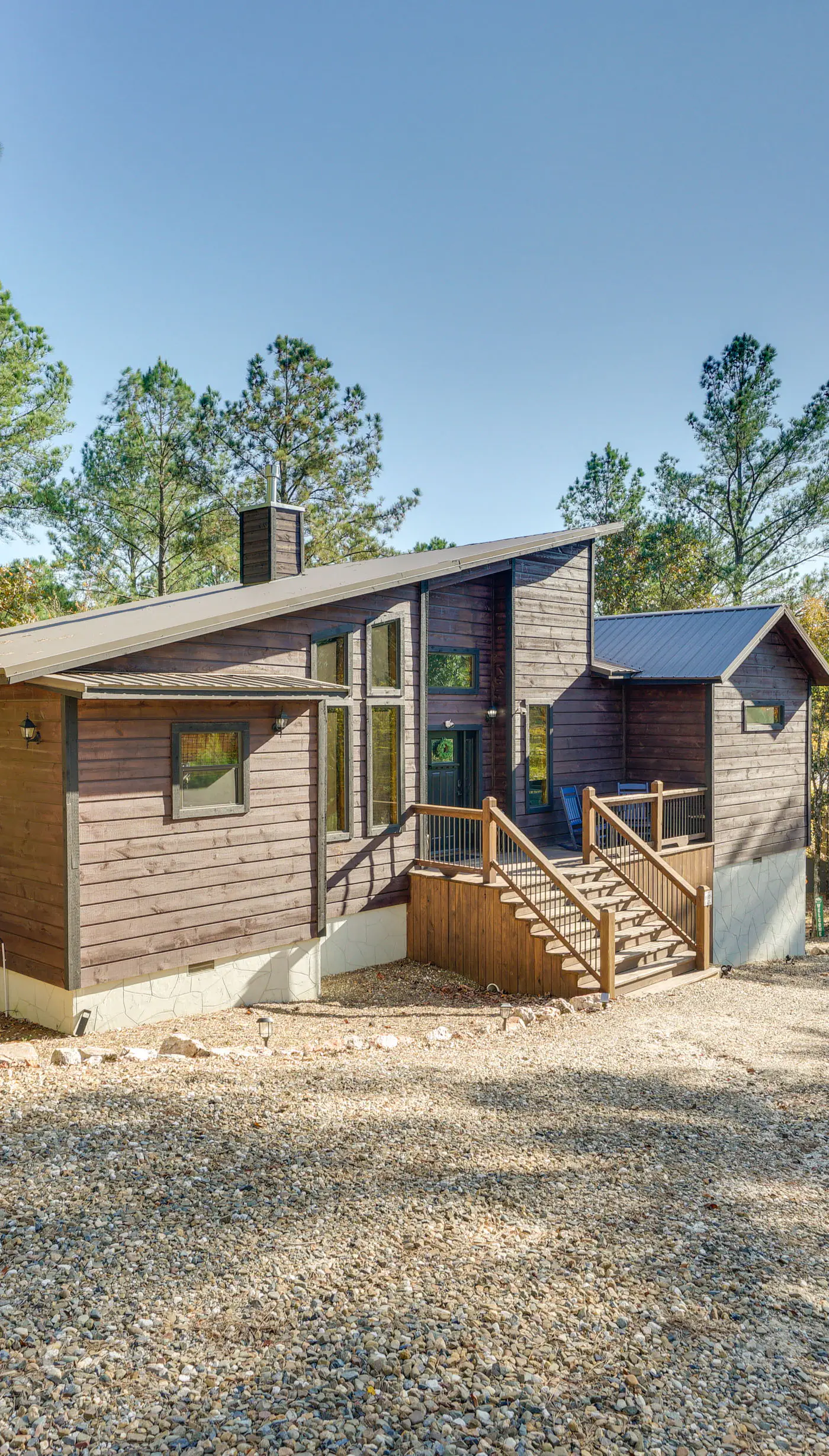 Furnished Deck, Hot Tub! Family Gem in Broken Bow