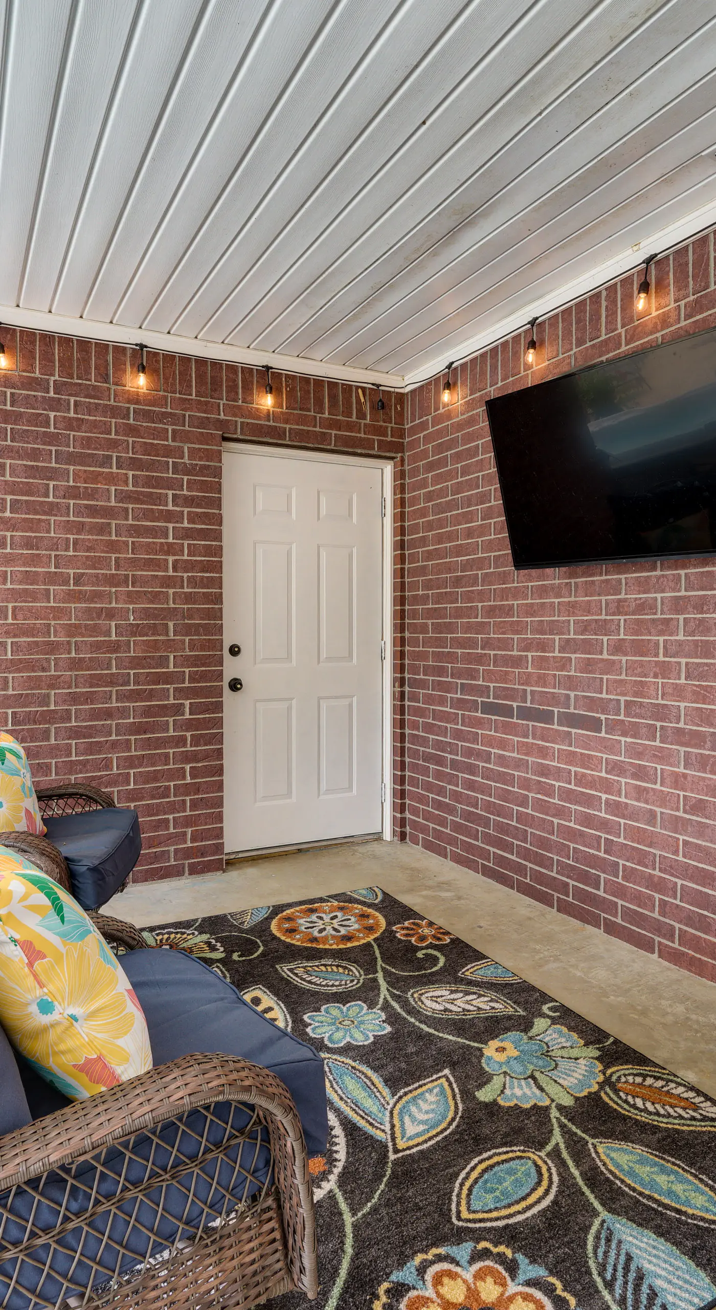 Broken Bow Vacation Rental w/ Pool & Hot Tub!
