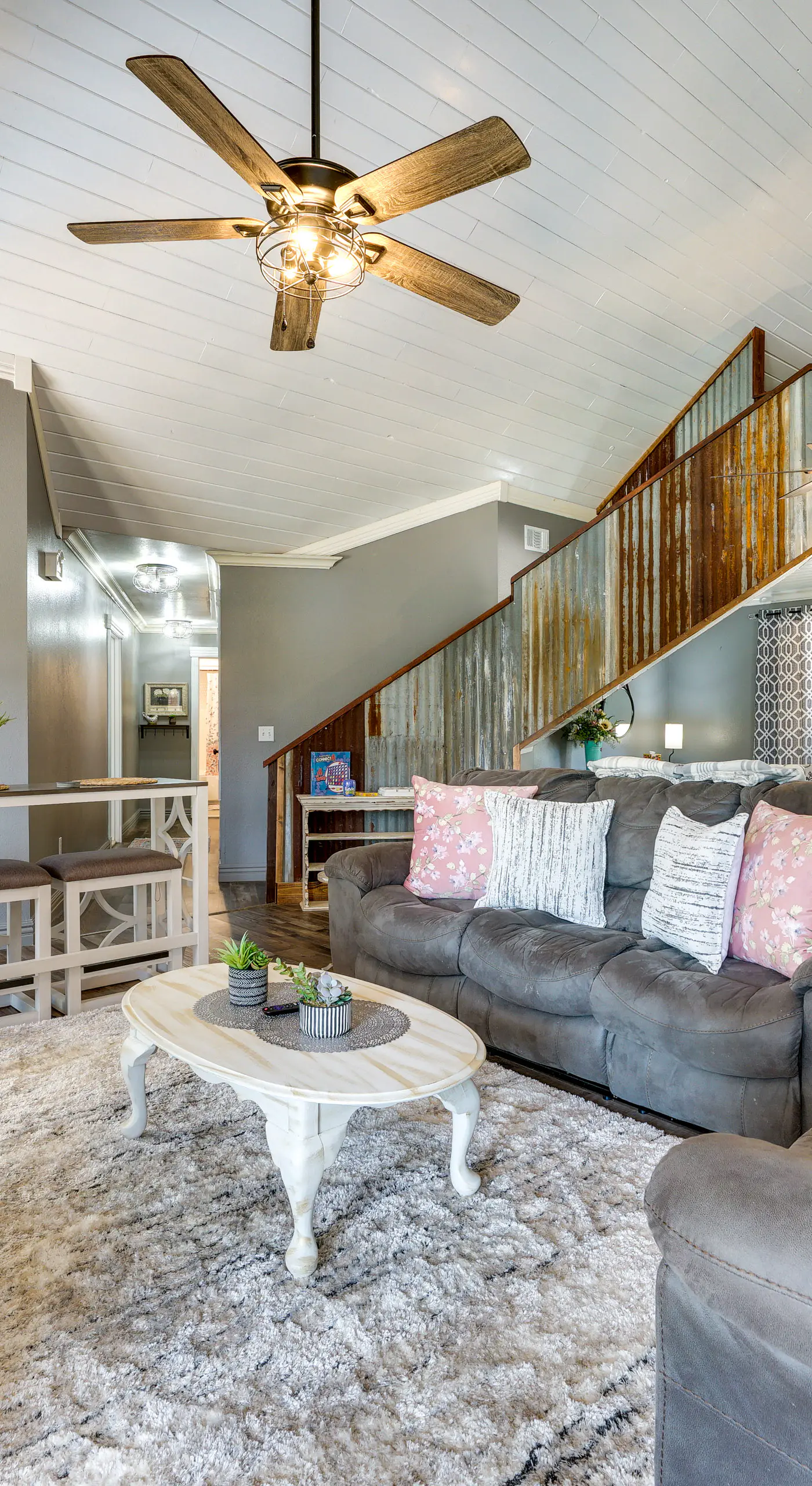 Broken Bow Vacation Rental w/ Pool & Hot Tub!