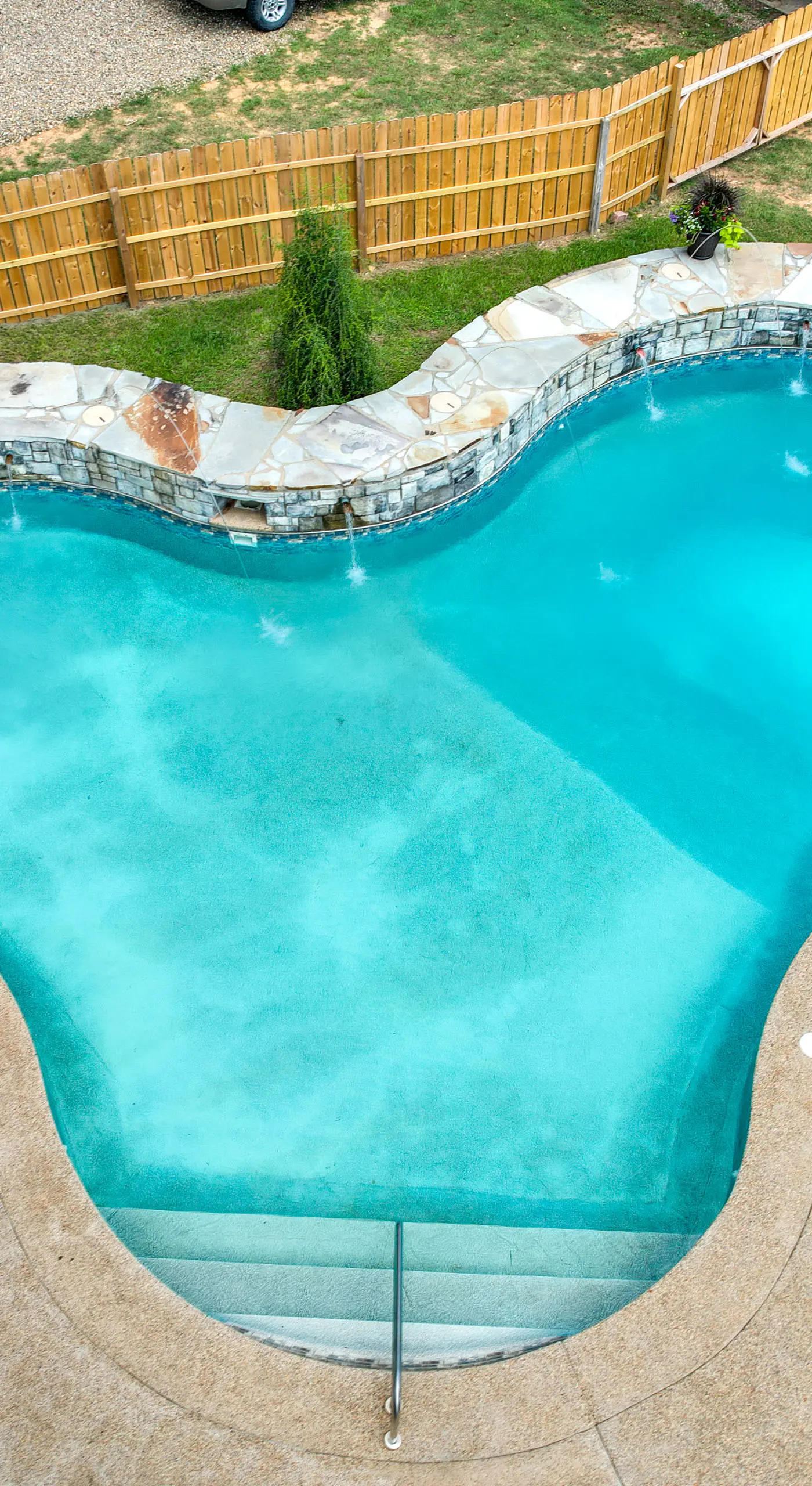 Broken Bow Vacation Rental w/ Pool & Hot Tub!