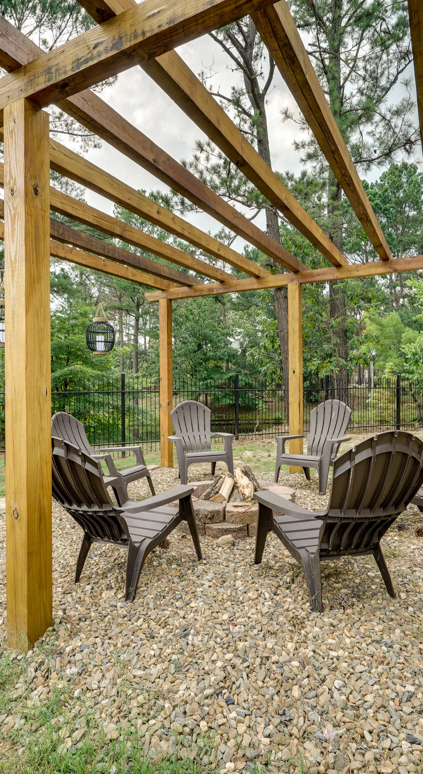 Broken Bow Vacation Rental w/ Pool & Hot Tub!