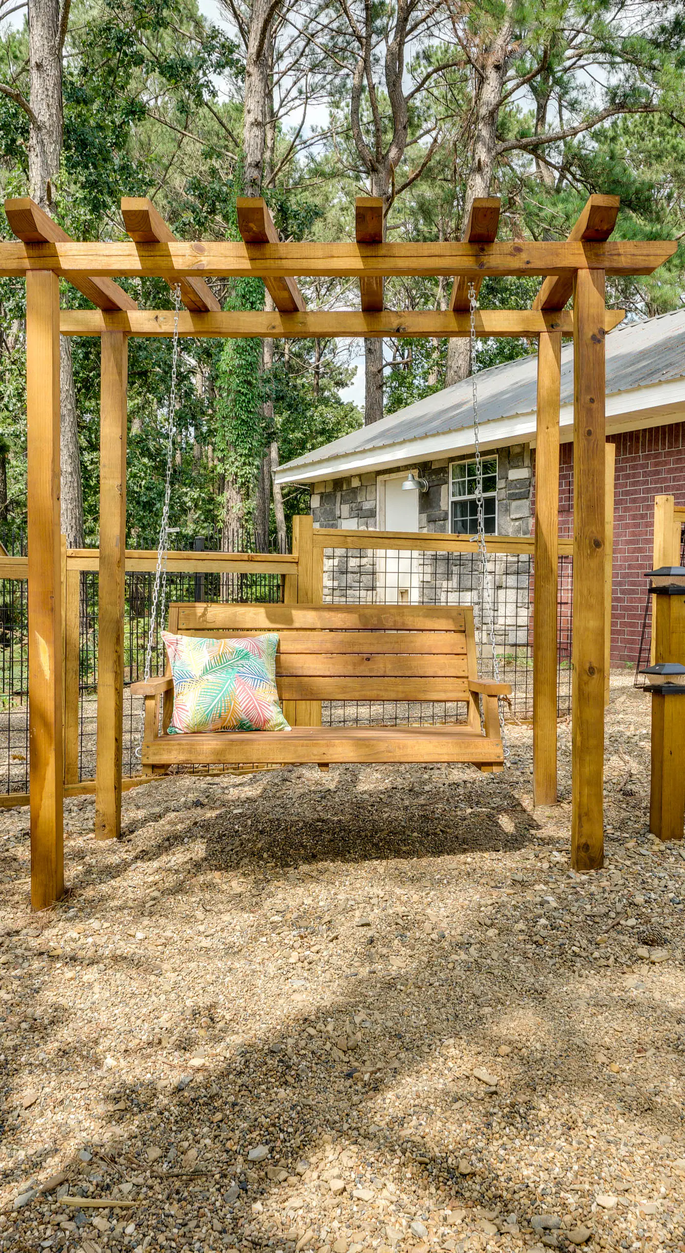Broken Bow Vacation Rental w/ Pool & Hot Tub!