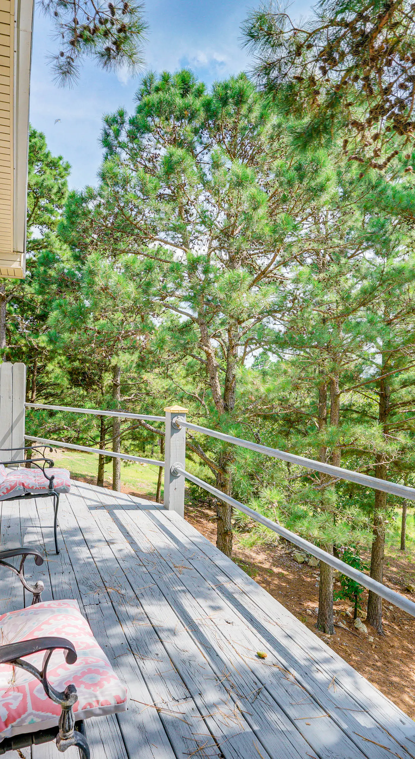 Broken Bow Escape w/ Mountain Views & Pool Access!