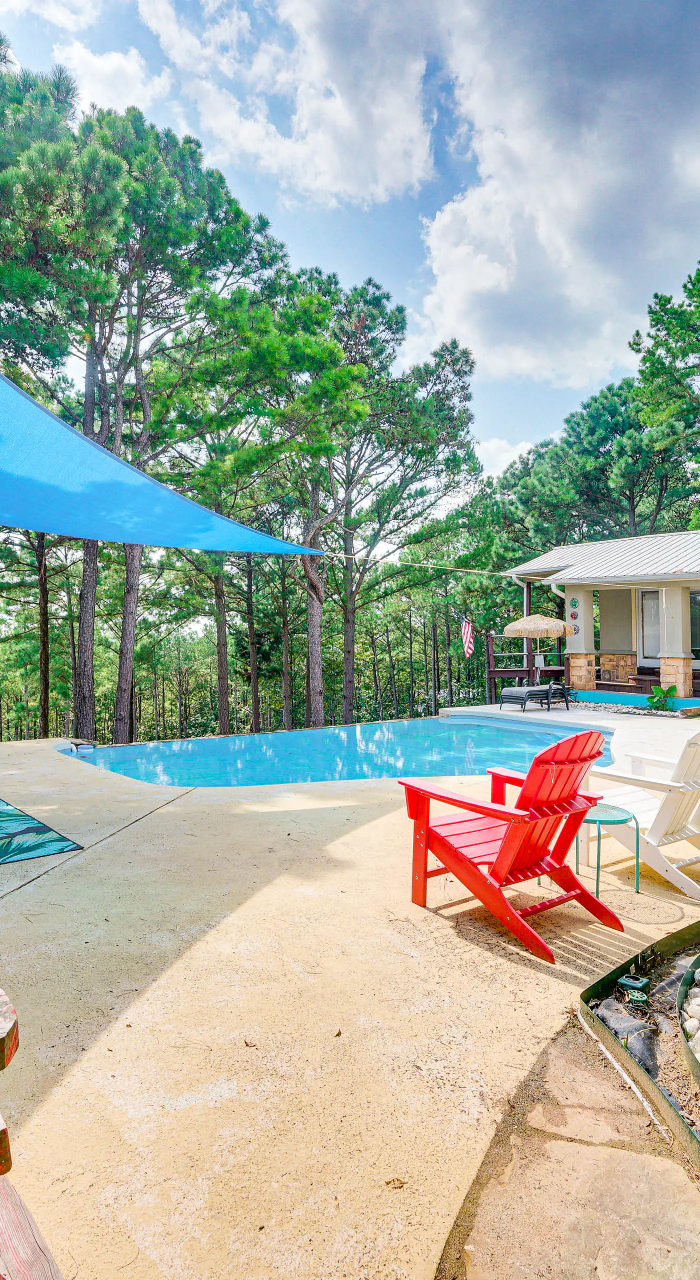 Broken Bow Escape w/ Mountain Views & Pool Access!