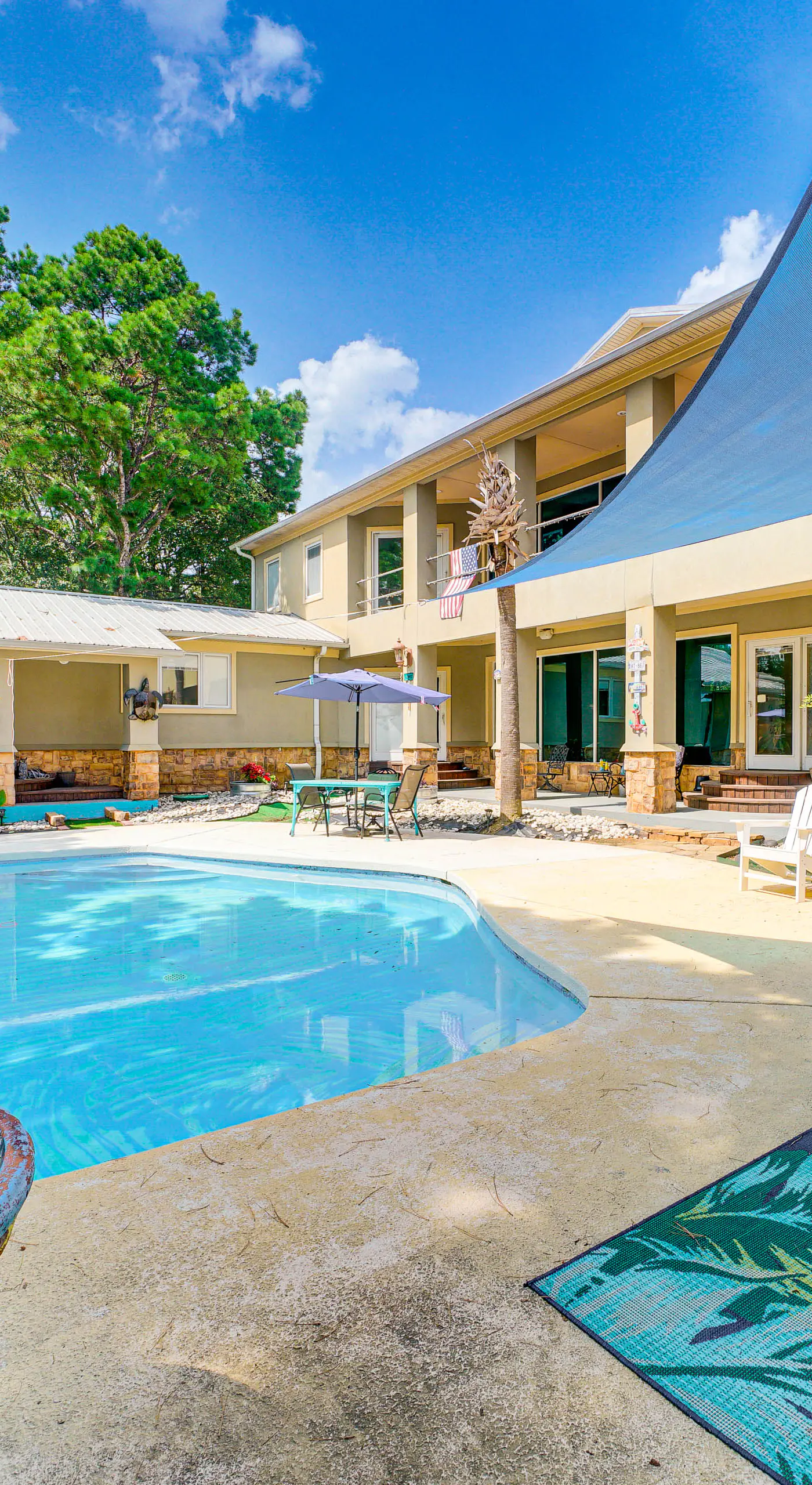 Broken Bow Escape w/ Mountain Views & Pool Access!