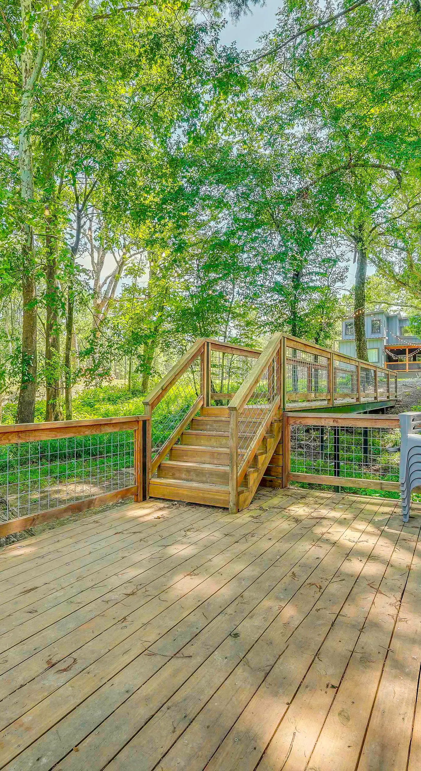 Deluxe Riverfront Cabin in Broken Bow w/ Hot Tub!