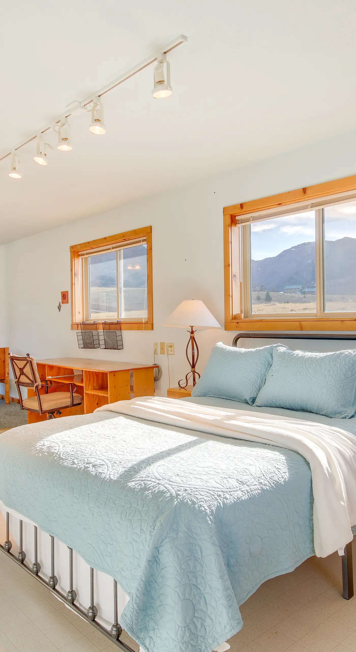 Yellowstone Lodge w/ Game Room & Panoramic Views