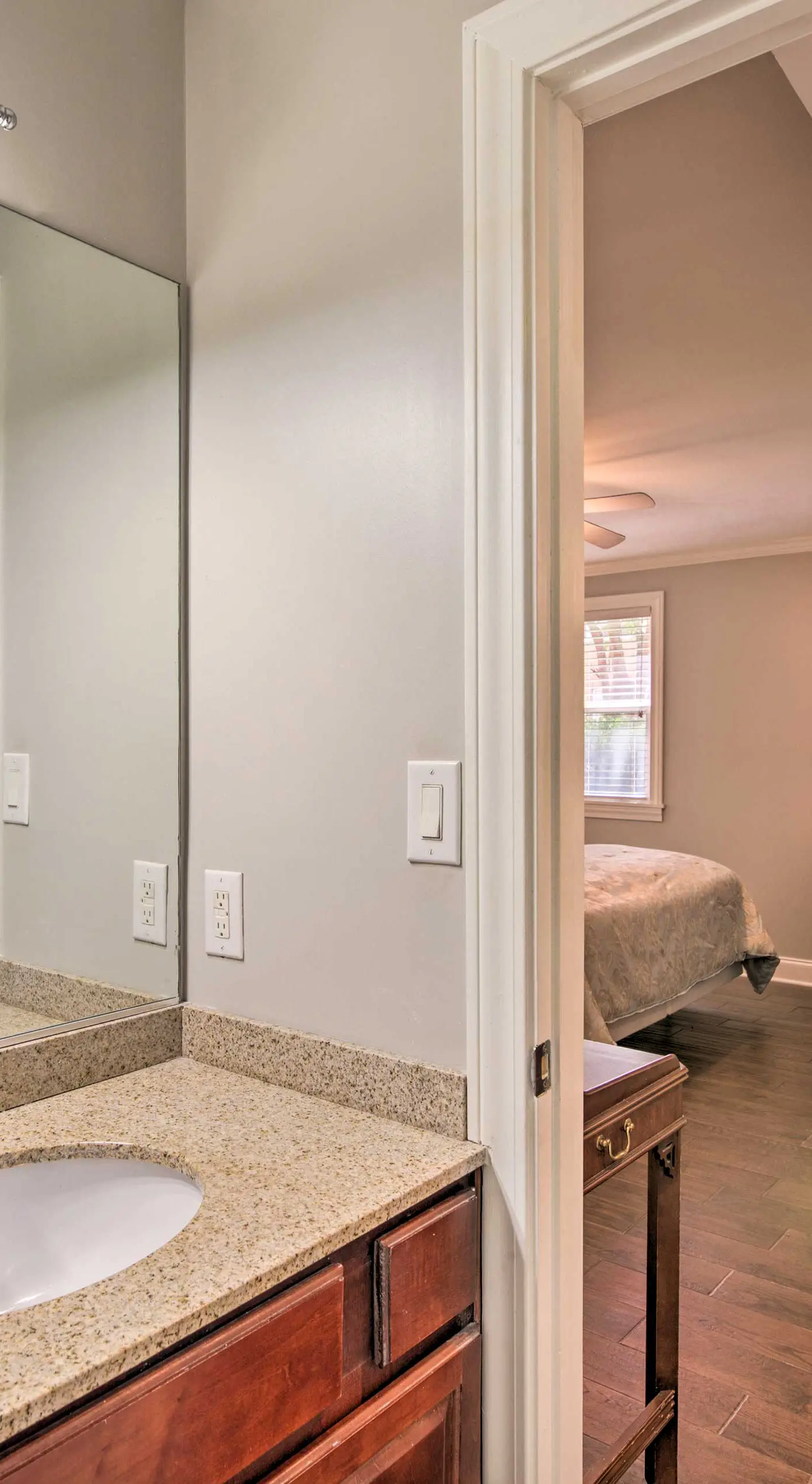 Sip Happens: Oxford Condo 1 Mi to Ole Miss + Grove