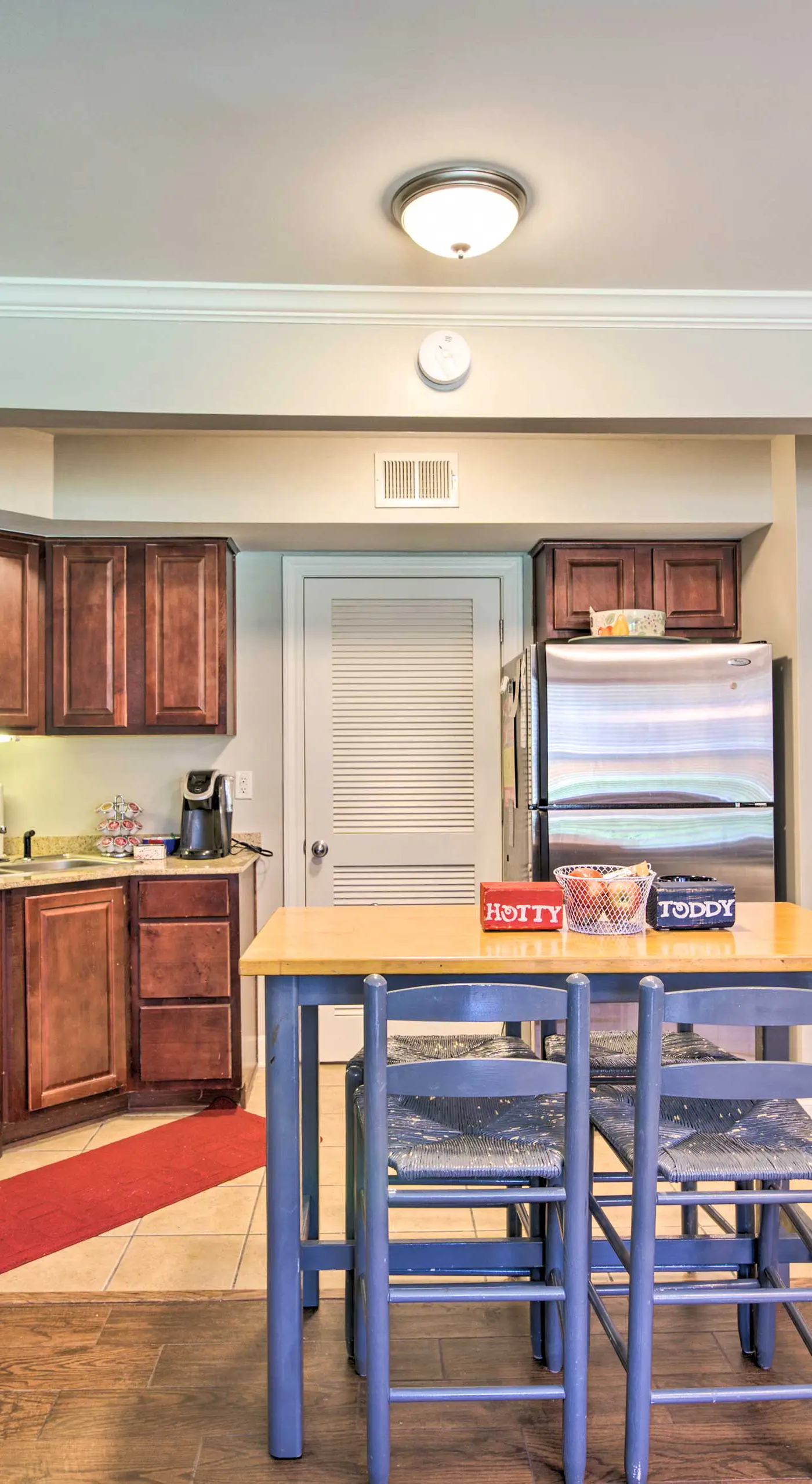 Sip Happens: Oxford Condo 1 Mi to Ole Miss + Grove