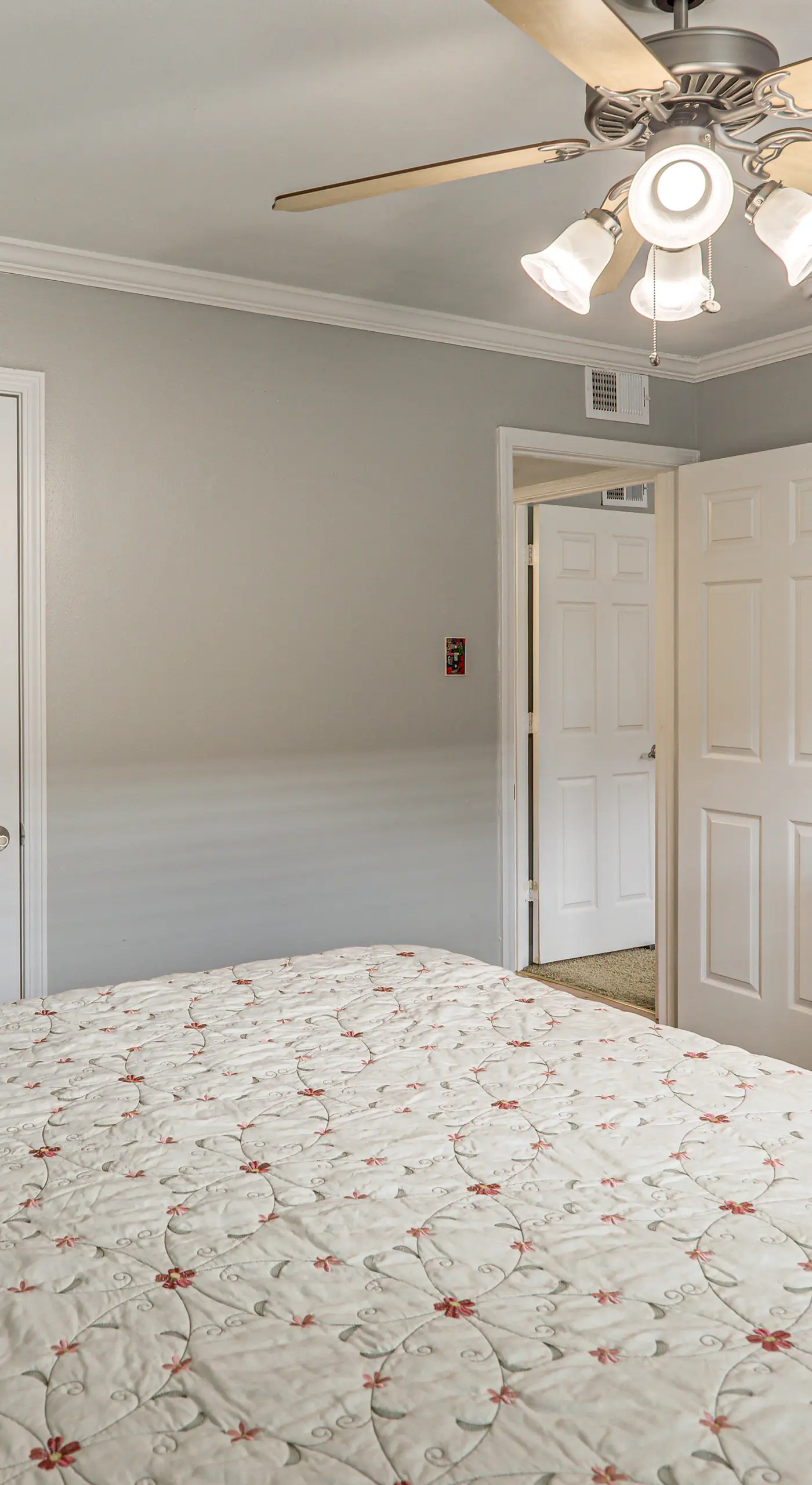 2 Mi to Ole Miss University! Condo w/ Pool Access