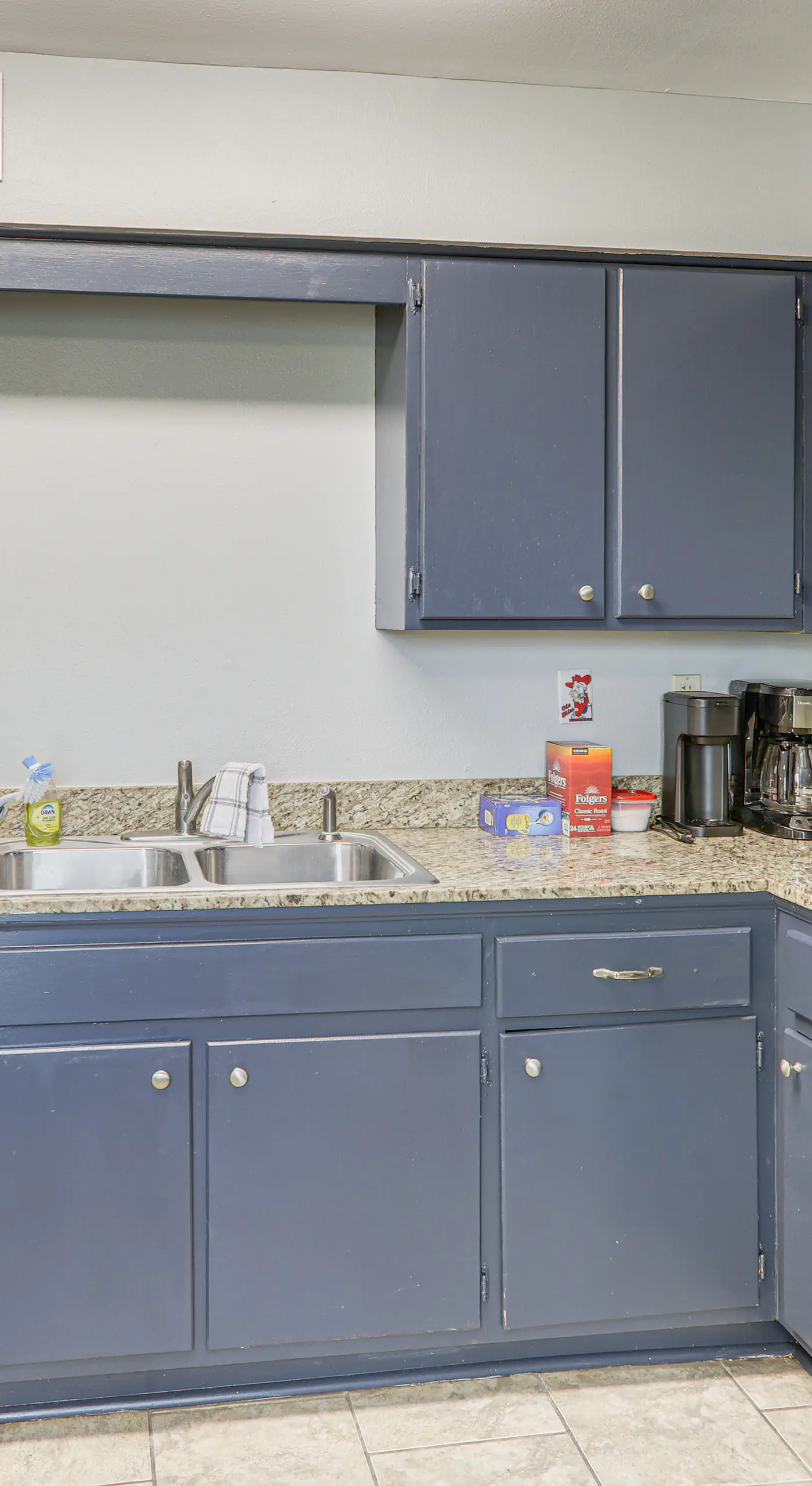 2 Mi to Ole Miss University! Condo w/ Pool Access