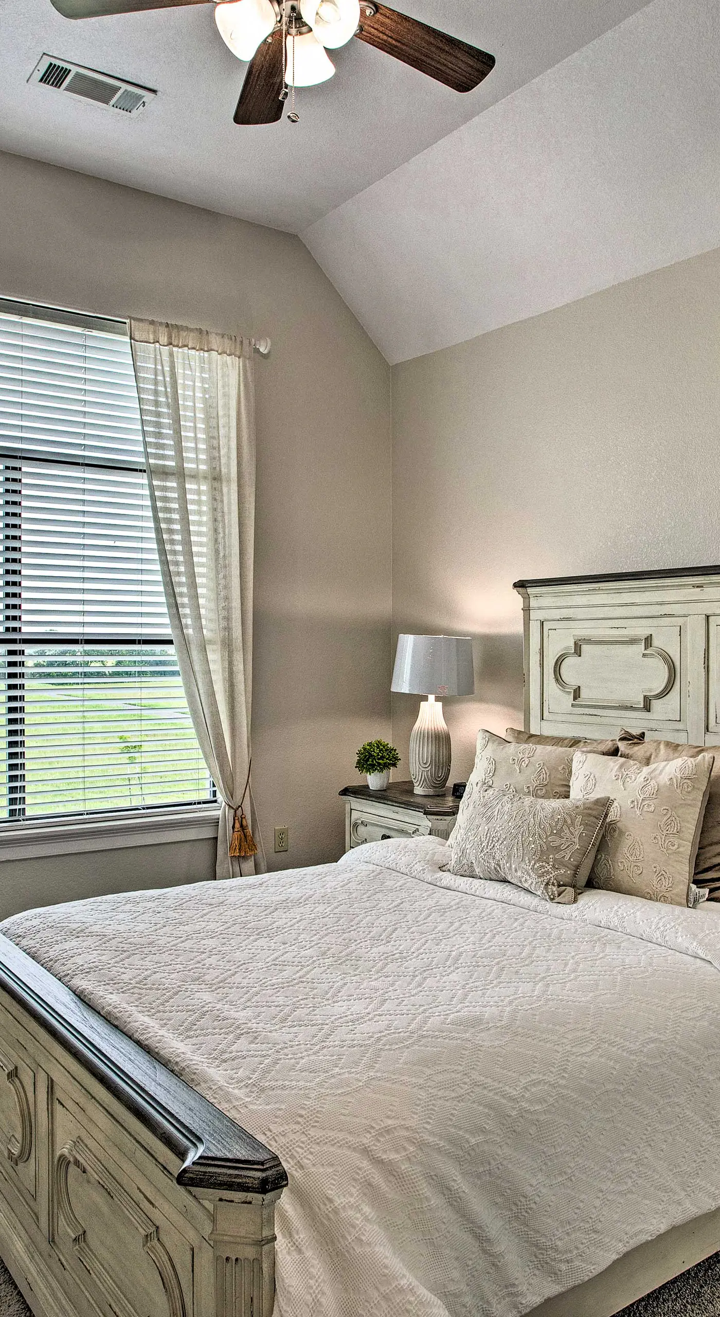 Home w/ Game Room & Fireplace: 14 Mi to McKinney!