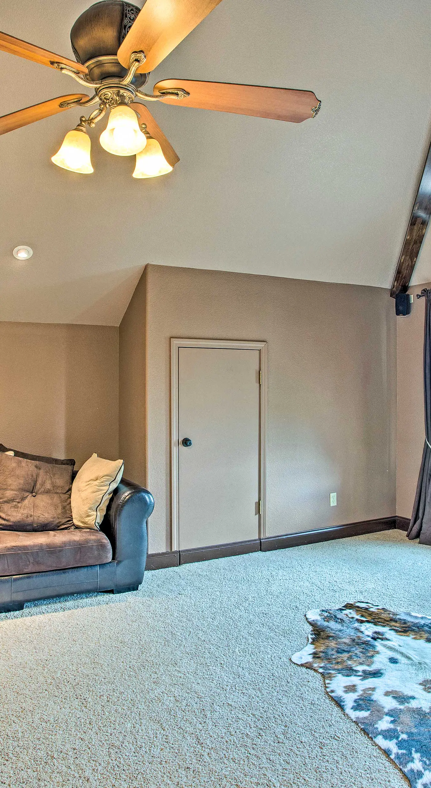 Home w/ Game Room & Fireplace: 14 Mi to McKinney!