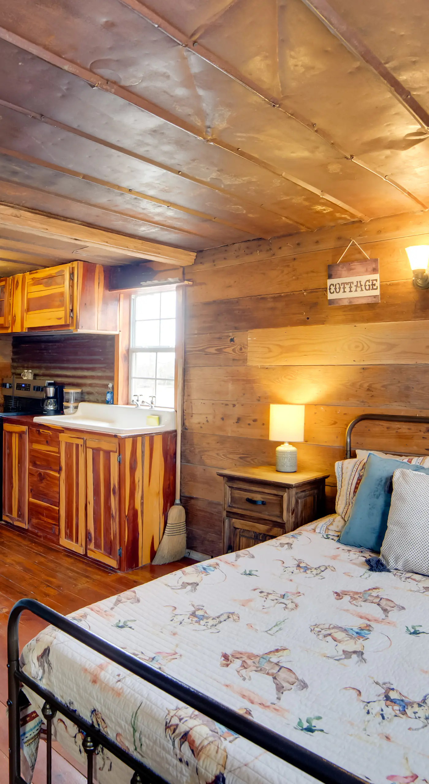 Couple’s Getaway w/ Ranch Views - Near Lavon Lake!